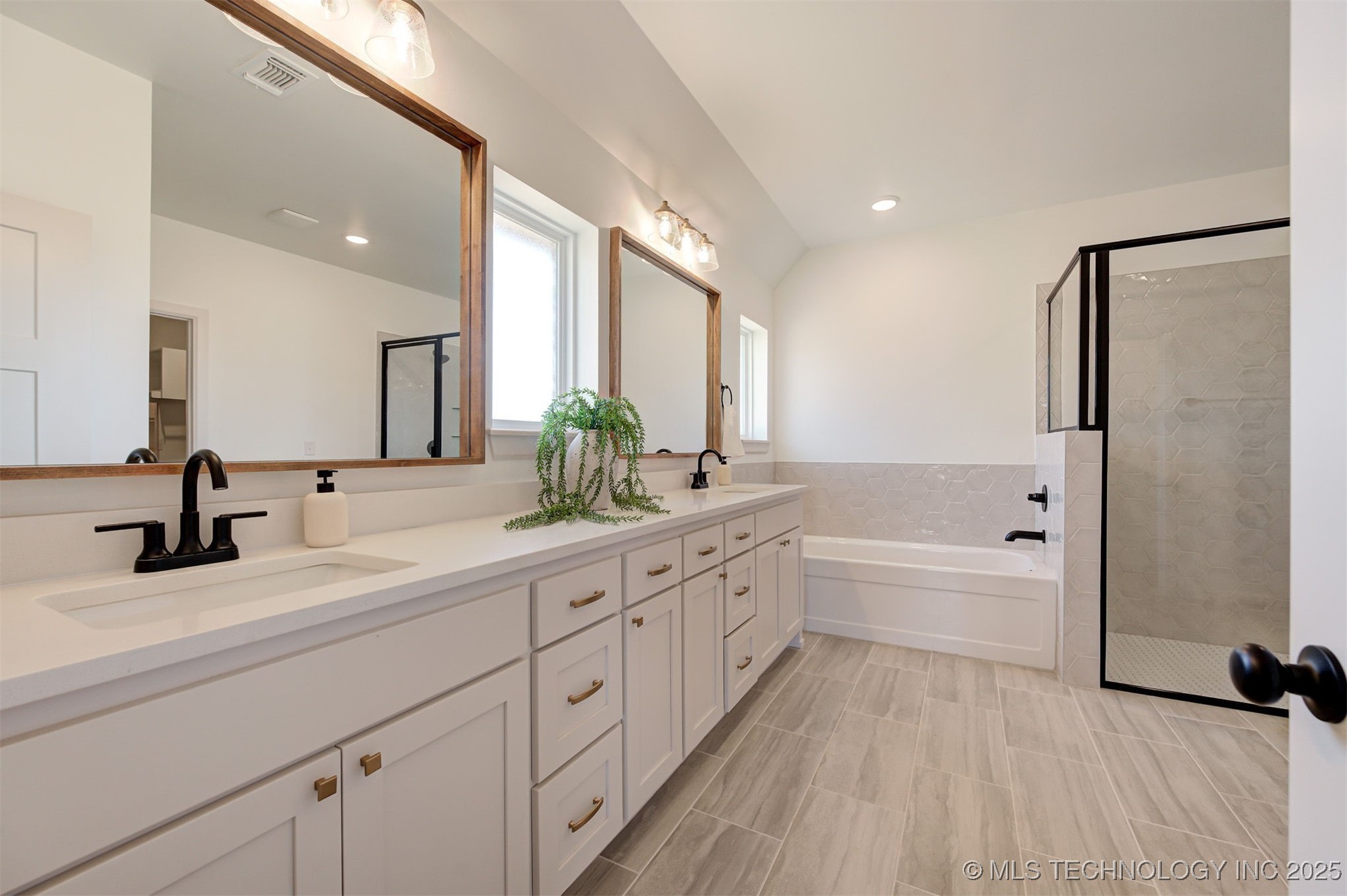 1416 N 71st Street Property Photo 19