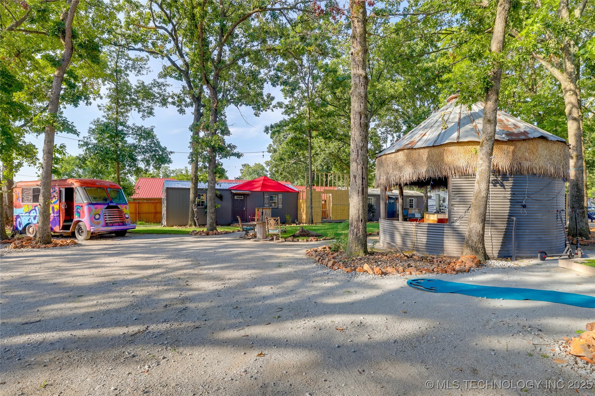 62141 E 313 Road Property Photo 1