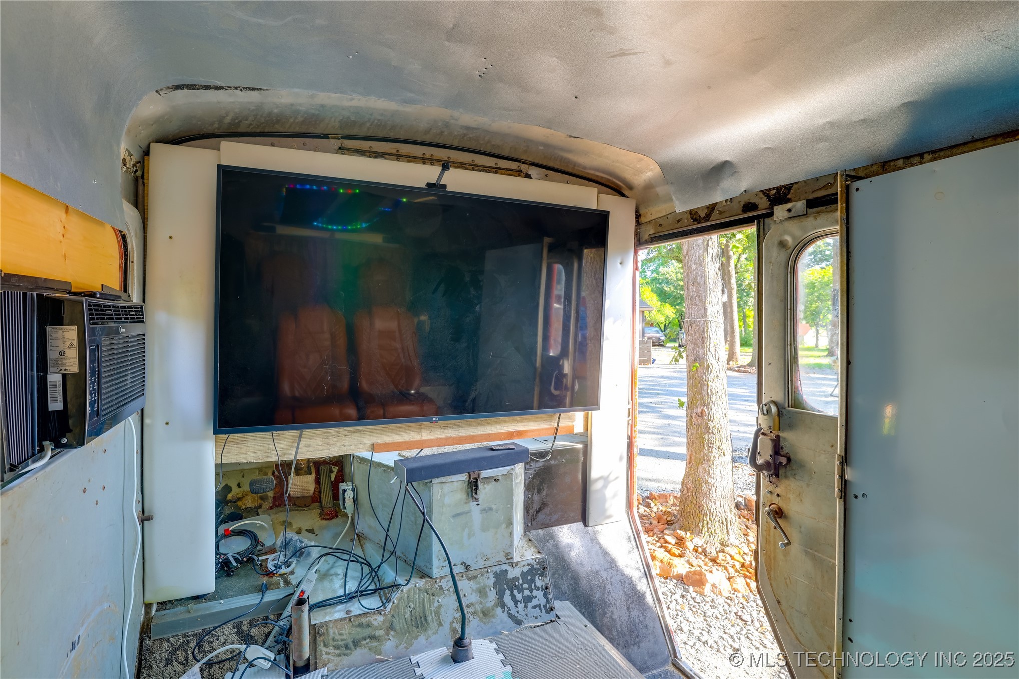 62141 E 313 Road Property Photo 60