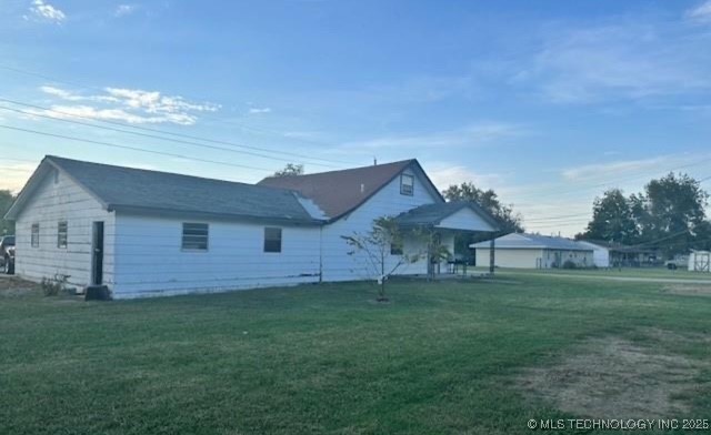 813 N Kern Avenue Property Photo 3