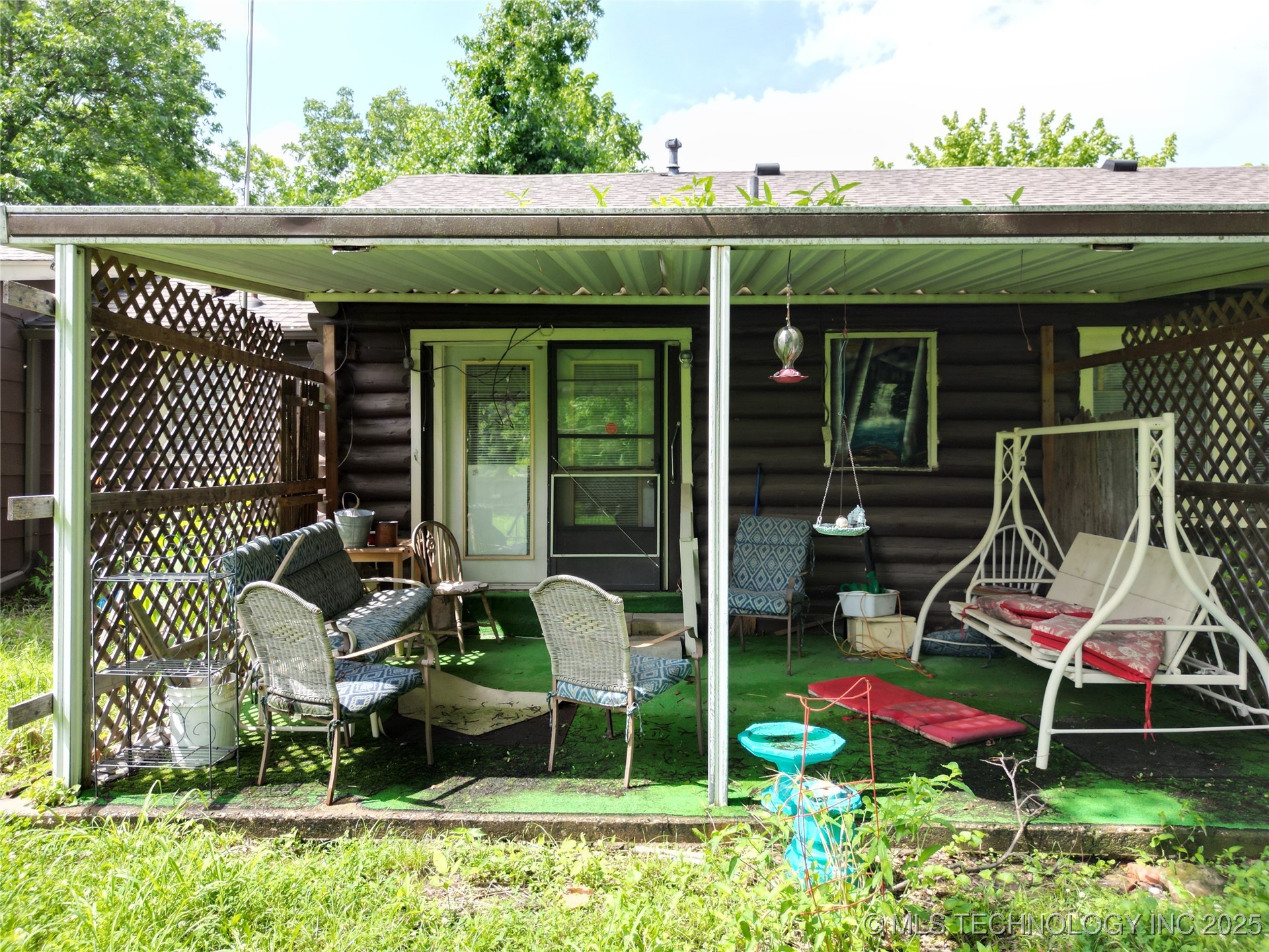 401 S Broadway Property Photo 5