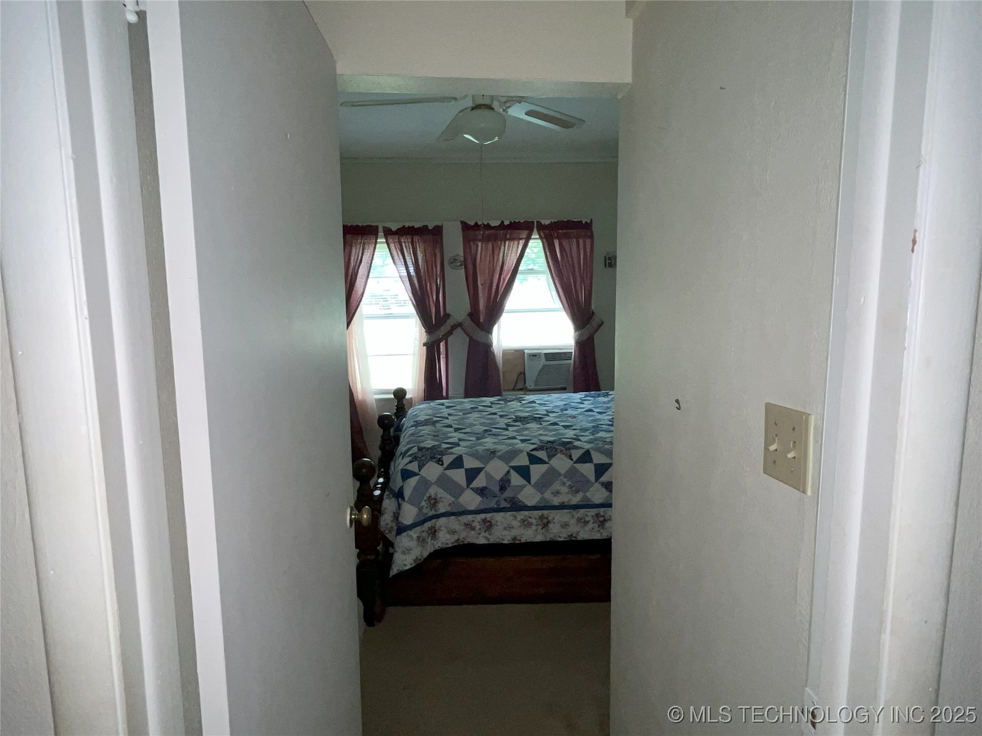 401 S Broadway Property Photo 28