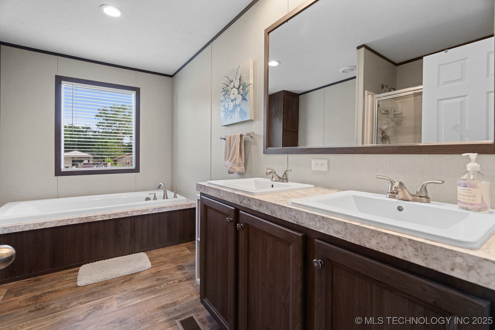 5941 Feather Street Property Photo 18