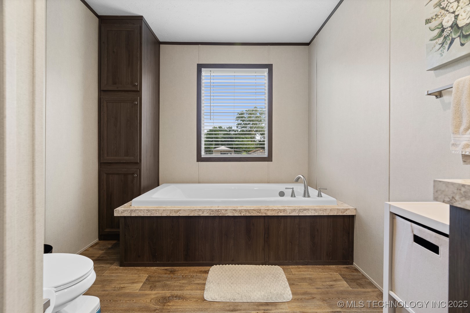 5941 Feather Street Property Photo 19