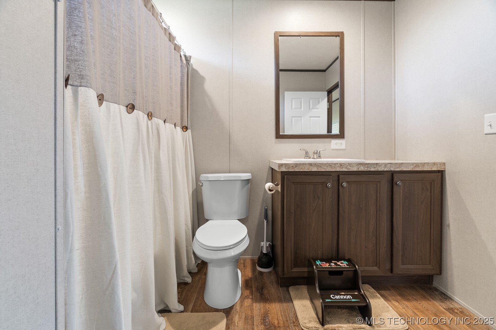 5941 Feather Street Property Photo 25