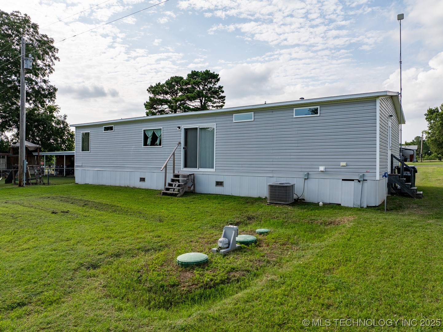 5941 Feather Street Property Photo 36