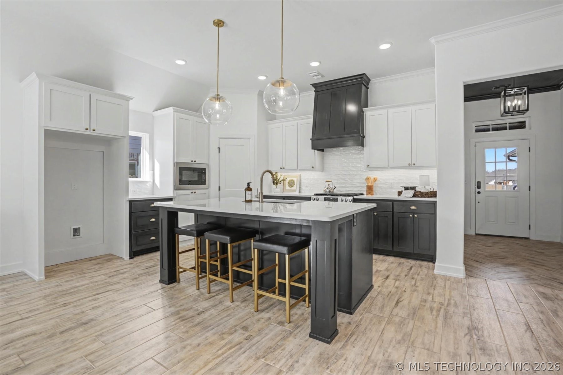 1505 N 71st Street Property Photo 8