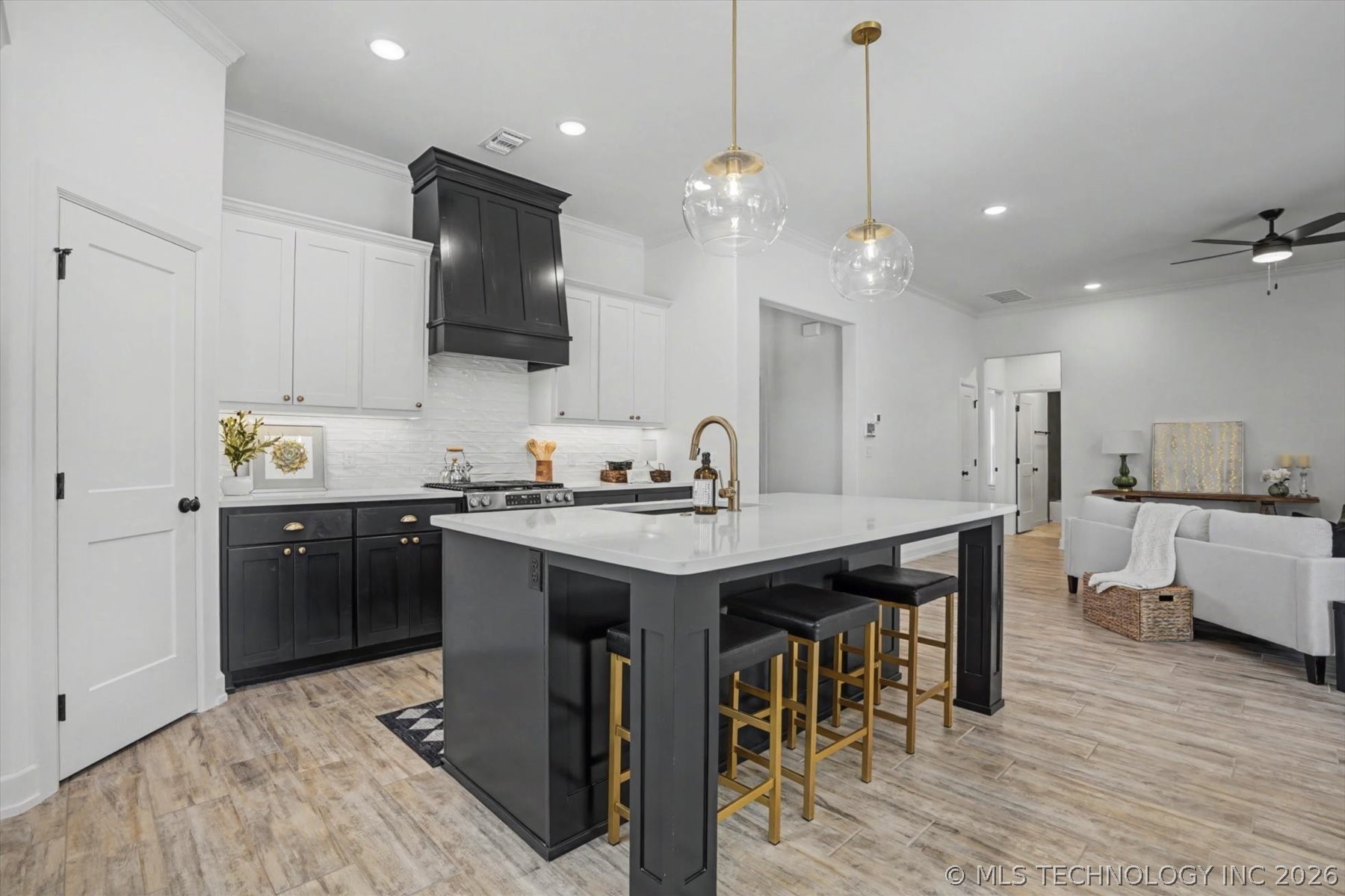 1505 N 71st Street Property Photo 10