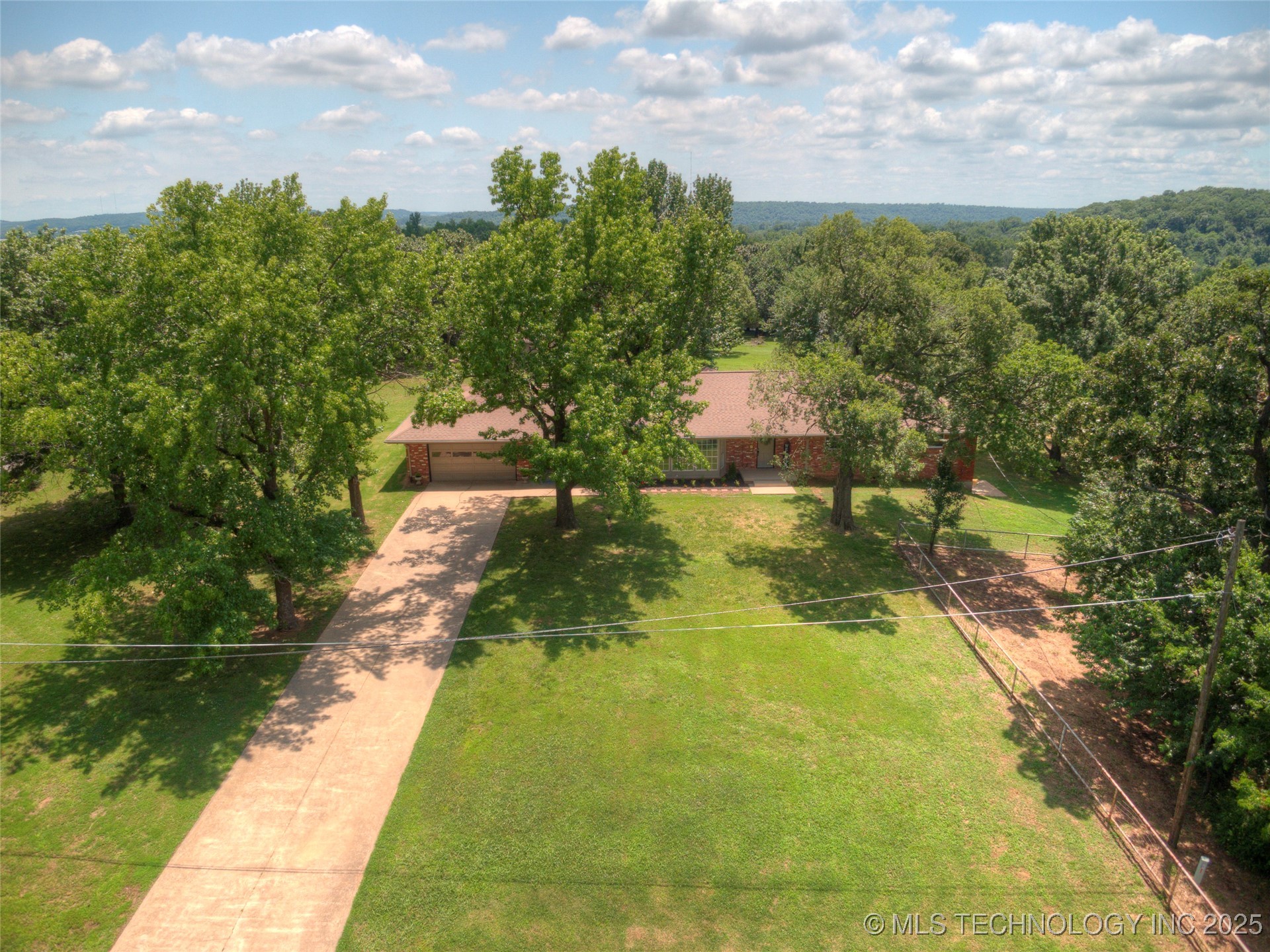 6540 W Edison Street Property Photo 2