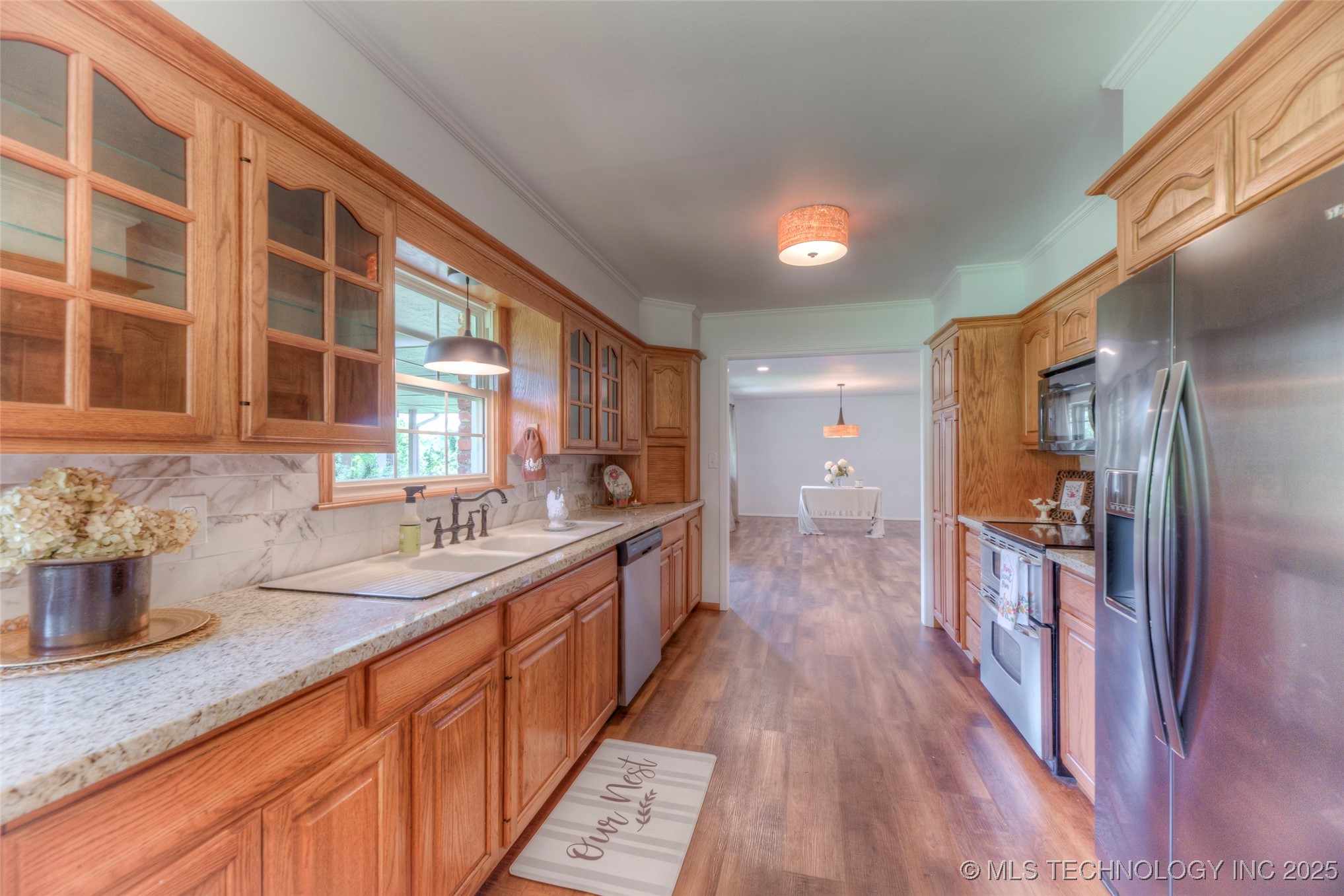 6540 W Edison Street Property Photo 8