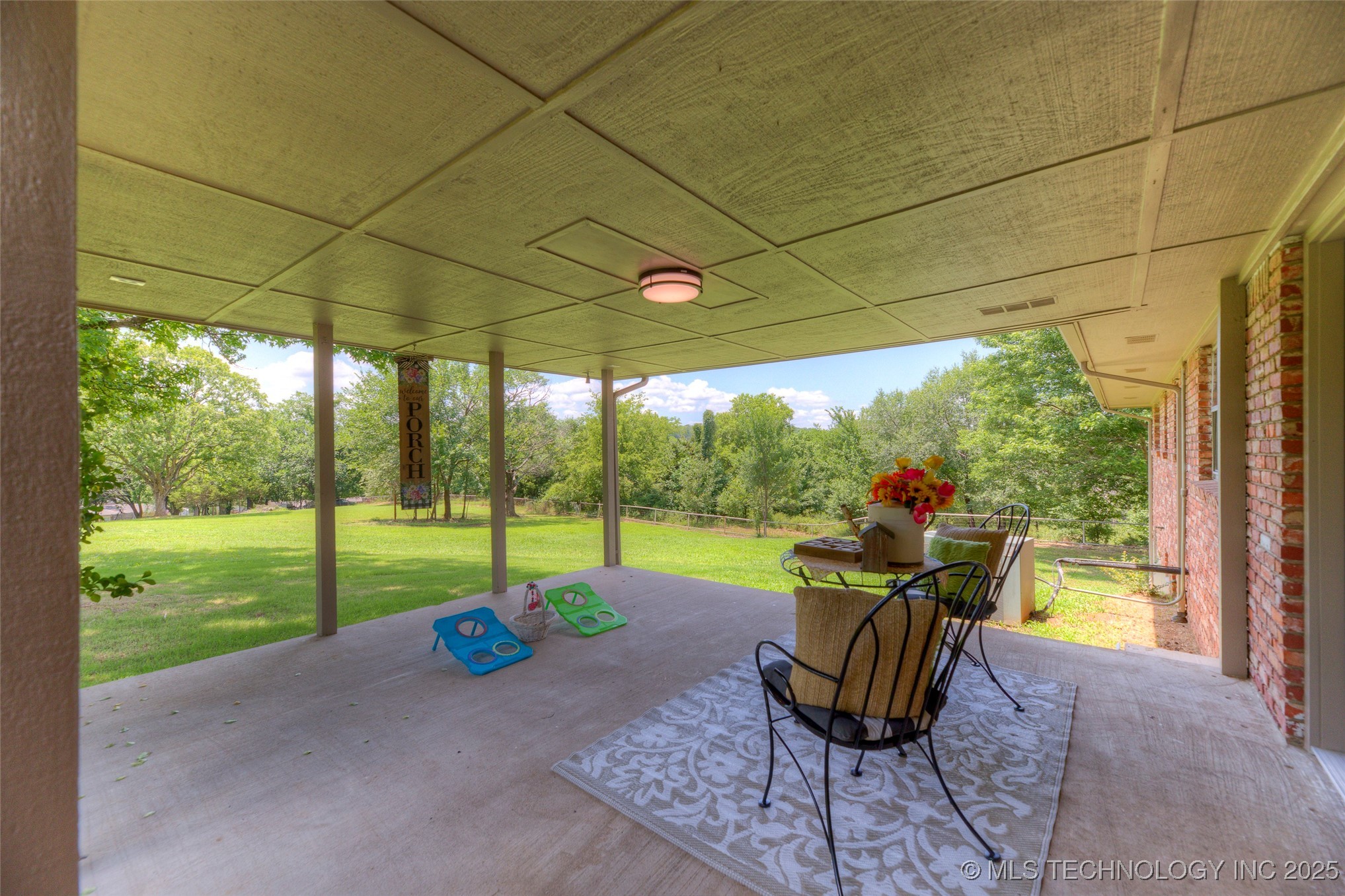 6540 W Edison Street Property Photo 15