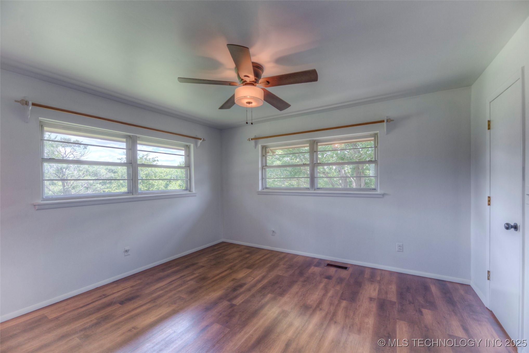 6540 W Edison Street Property Photo 23