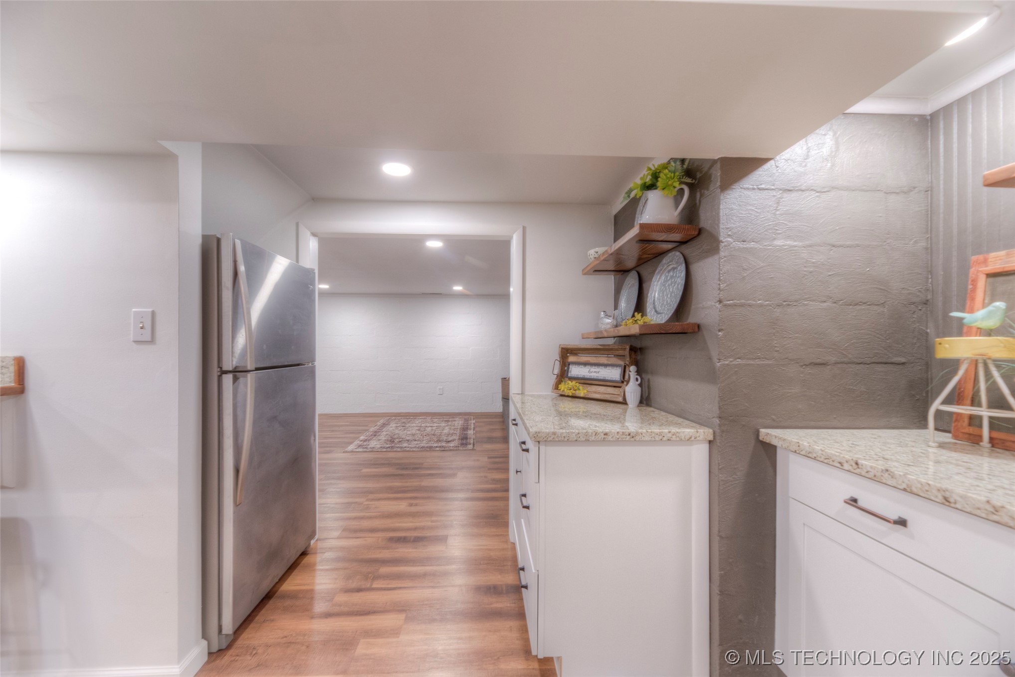 6540 W Edison Street Property Photo 35