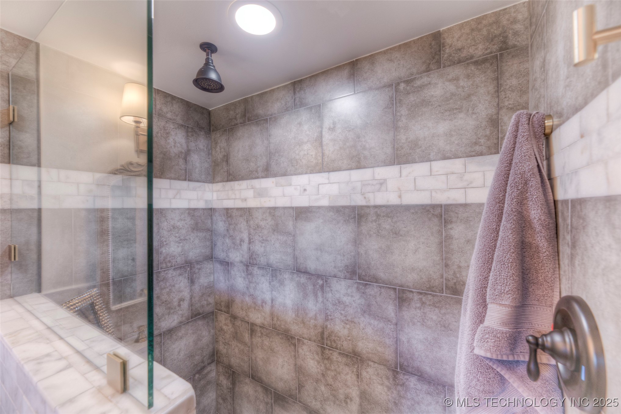 6540 W Edison Street Property Photo 43