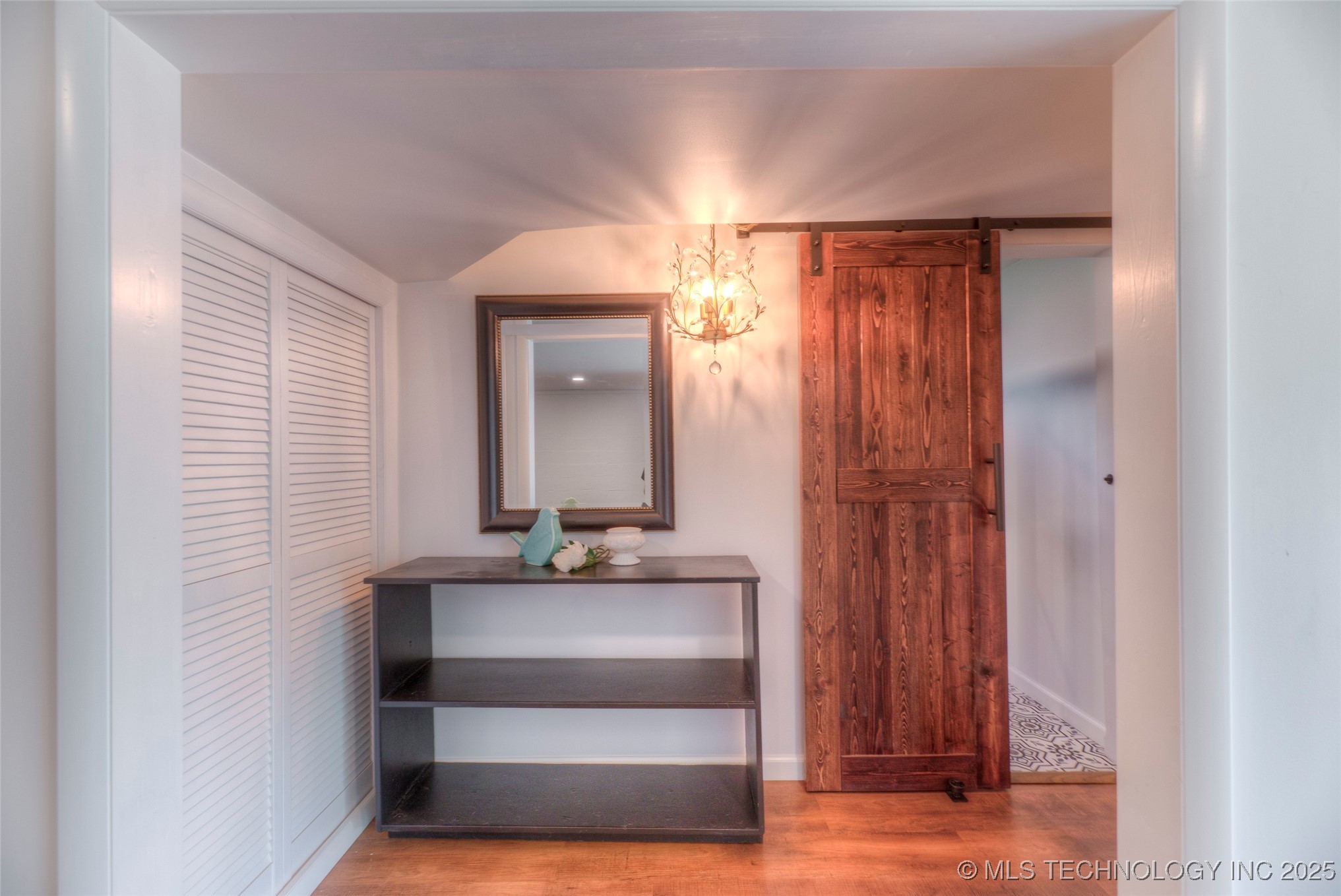 6540 W Edison Street Property Photo 46