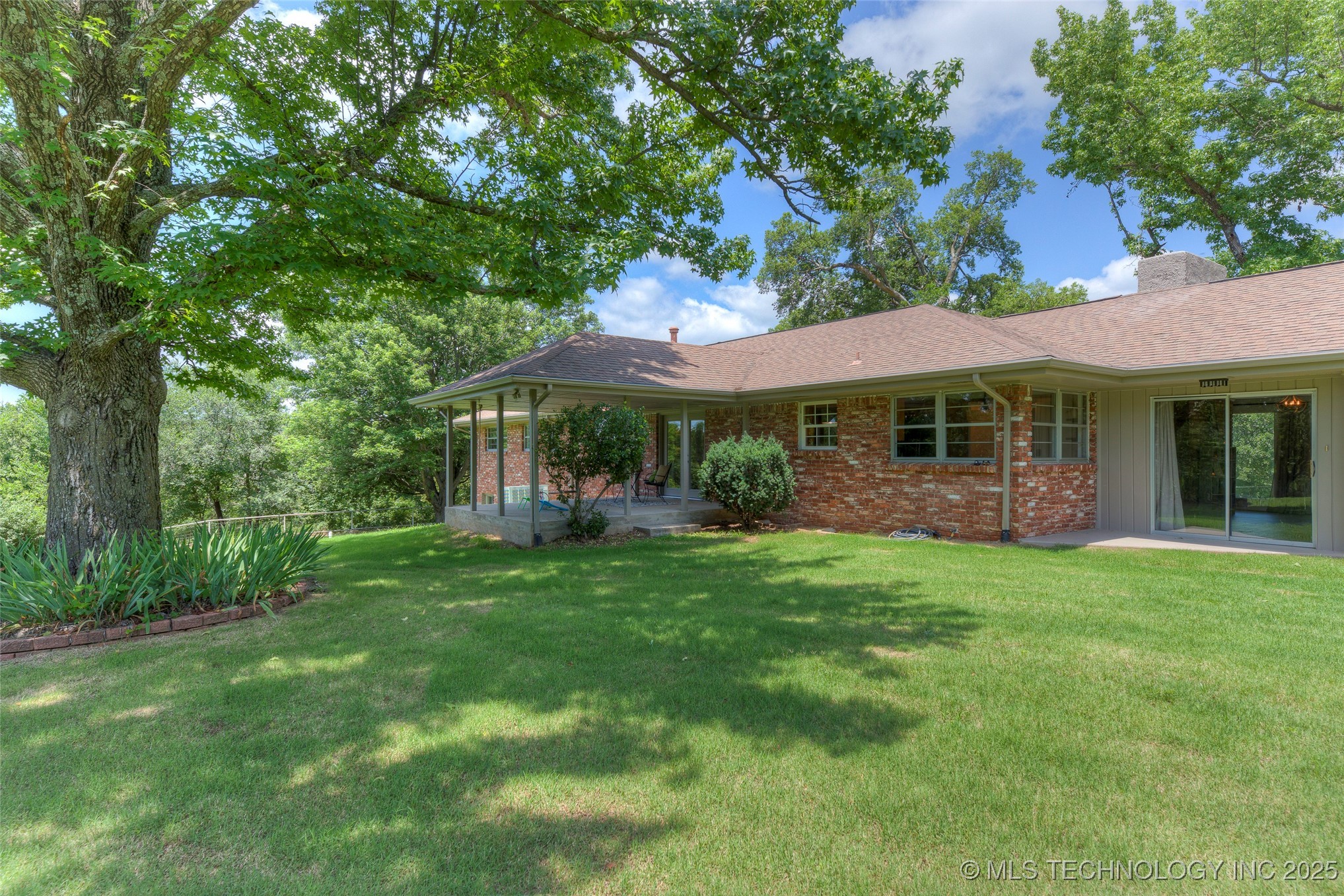 6540 W Edison Street Property Photo 54