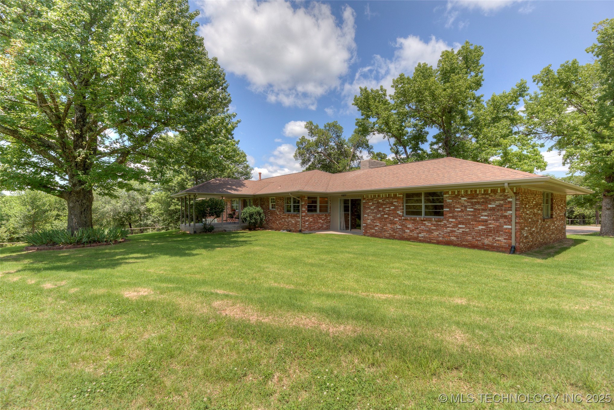 6540 W Edison Street Property Photo 55