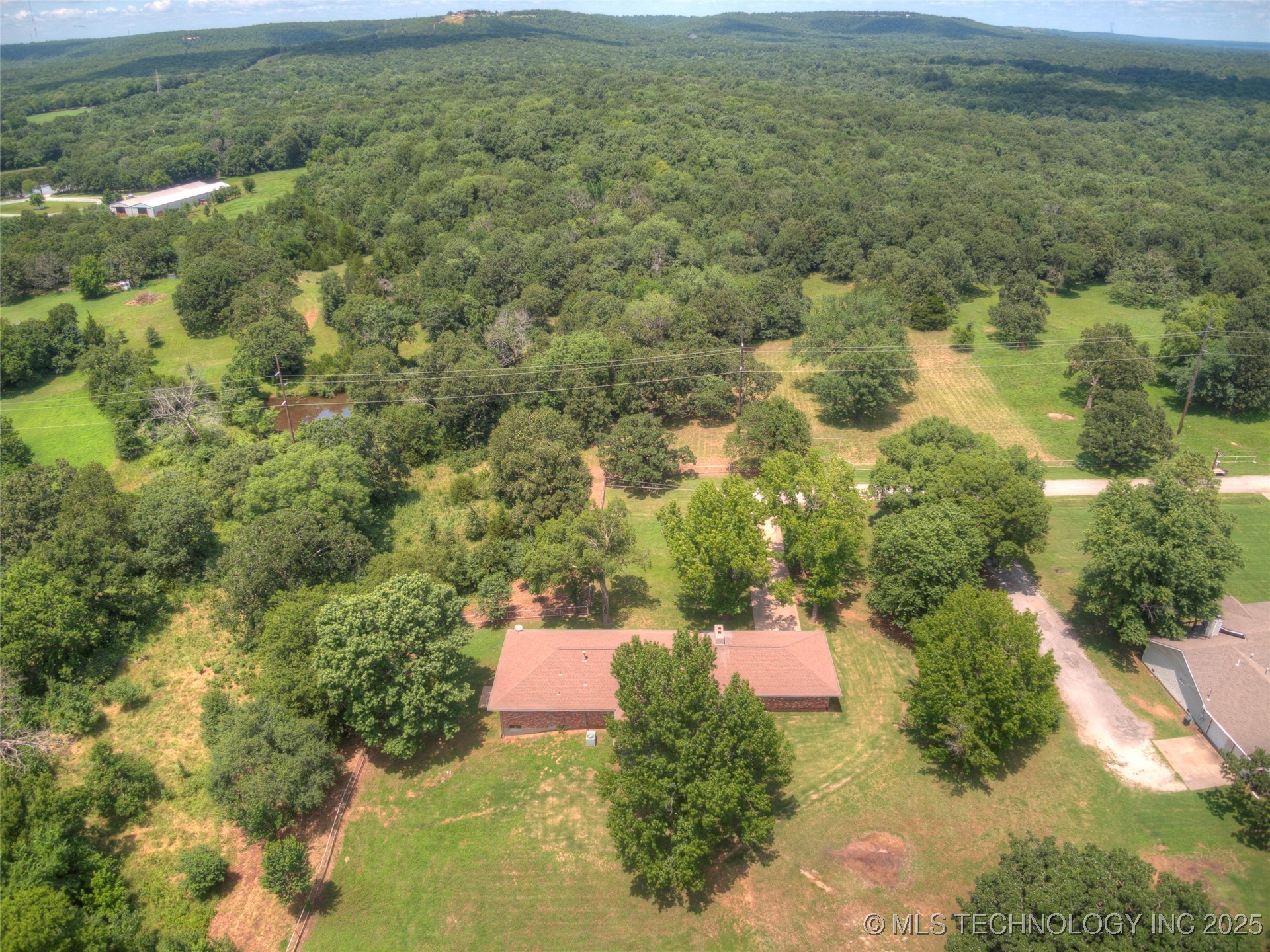 6540 W Edison Street Property Photo 63