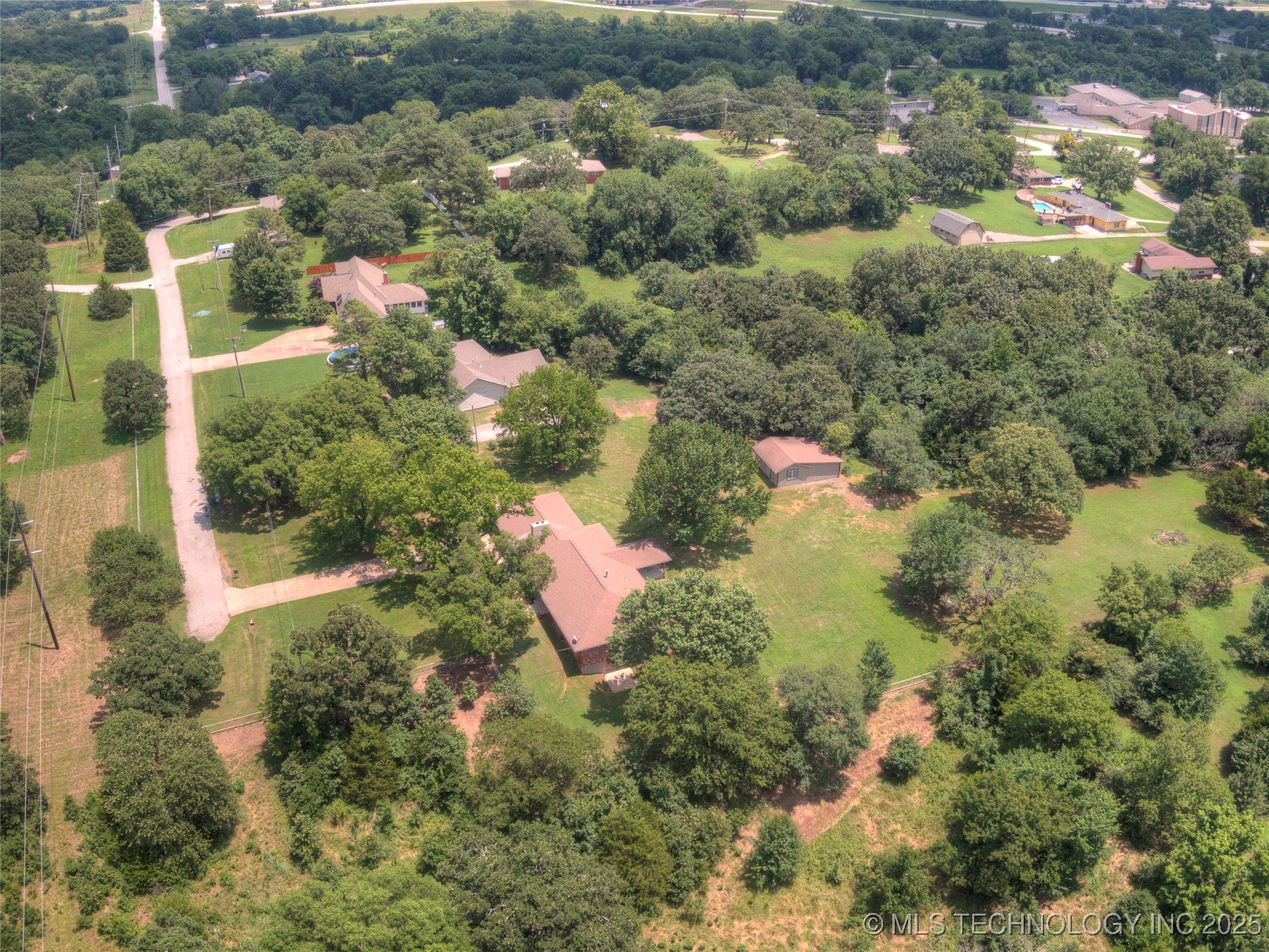 6540 W Edison Street Property Photo 65