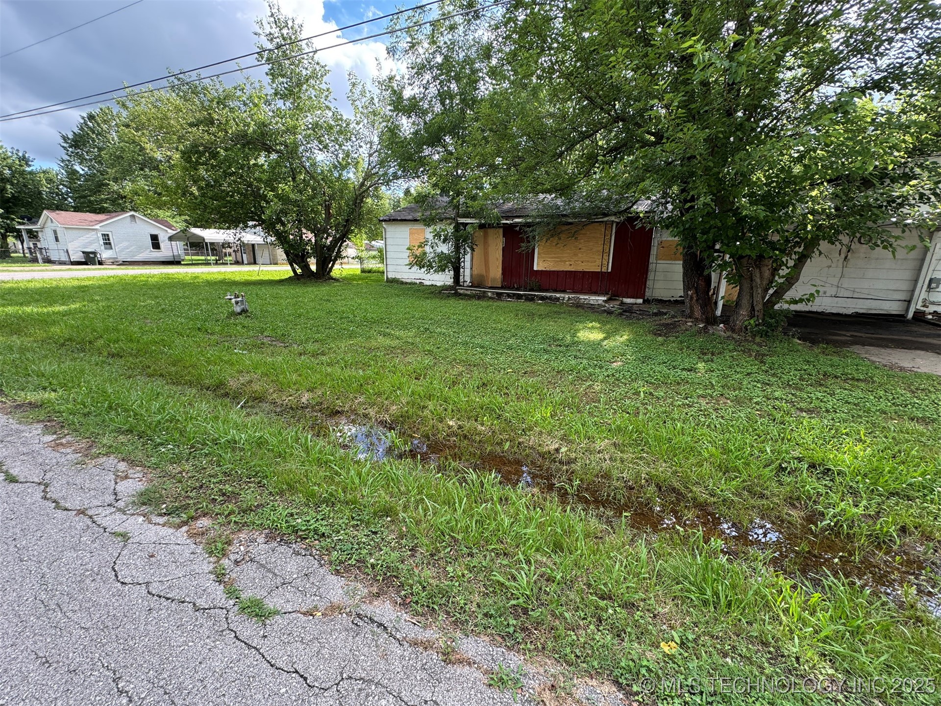 340 S Spruce Street Property Photo 4