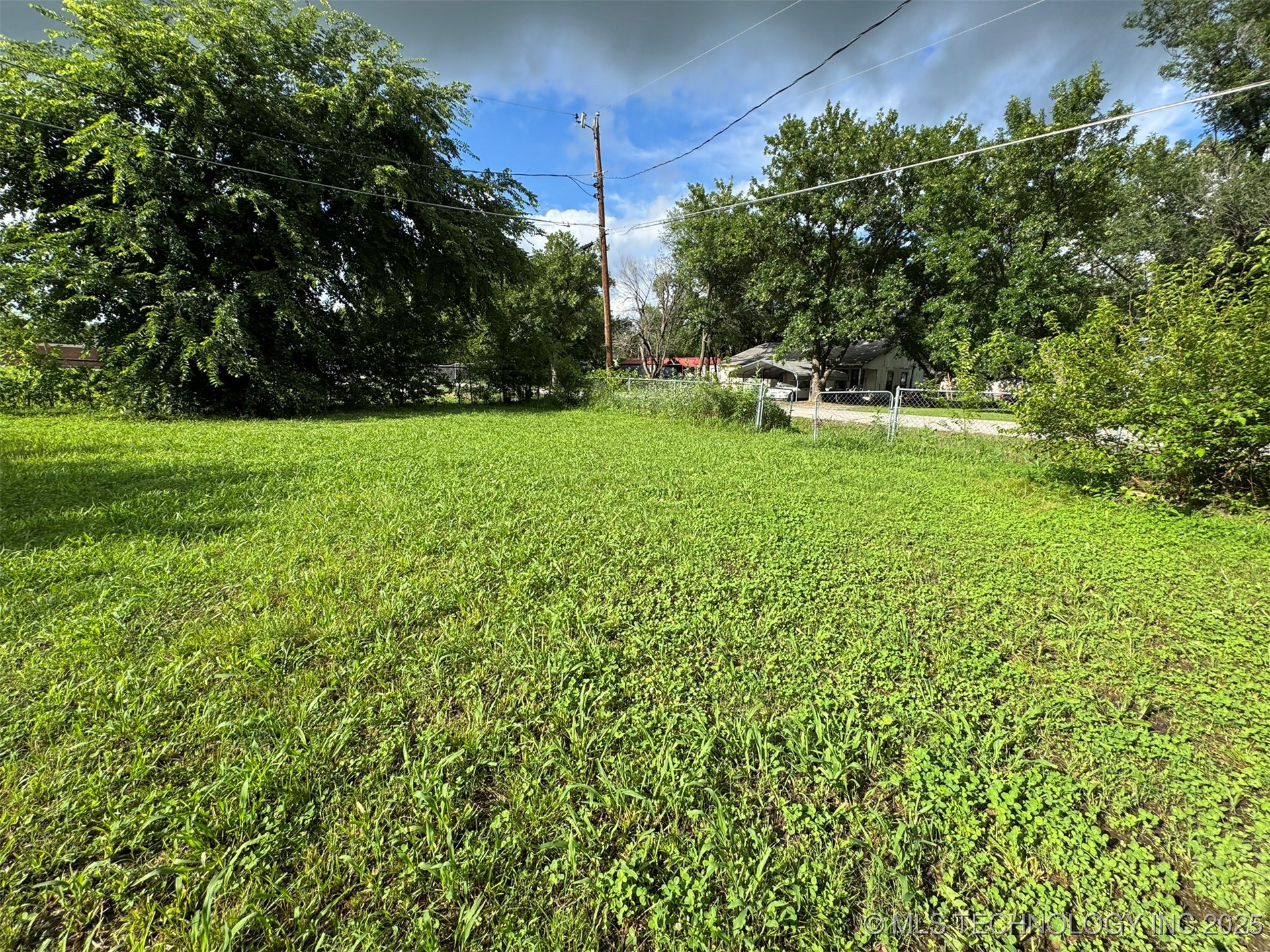 340 S Spruce Street Property Photo 9