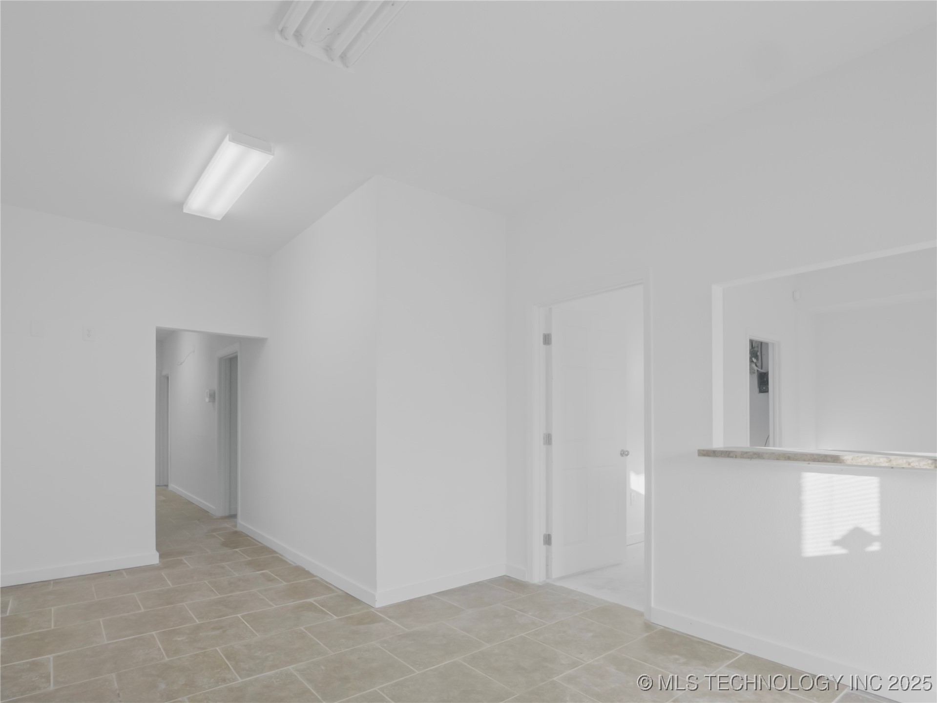 124 Buffalo Property Photo 2