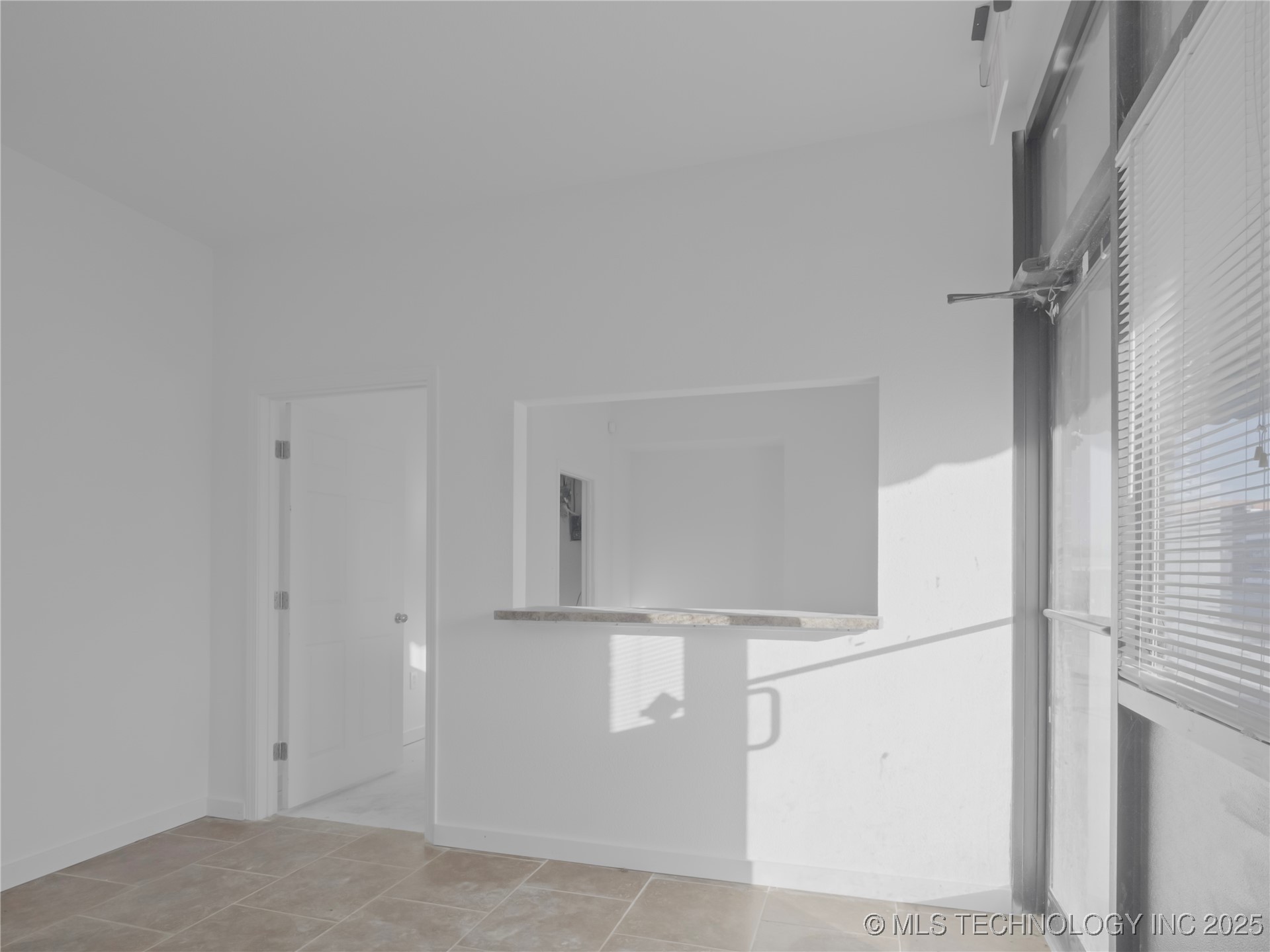 124 Buffalo Property Photo 3