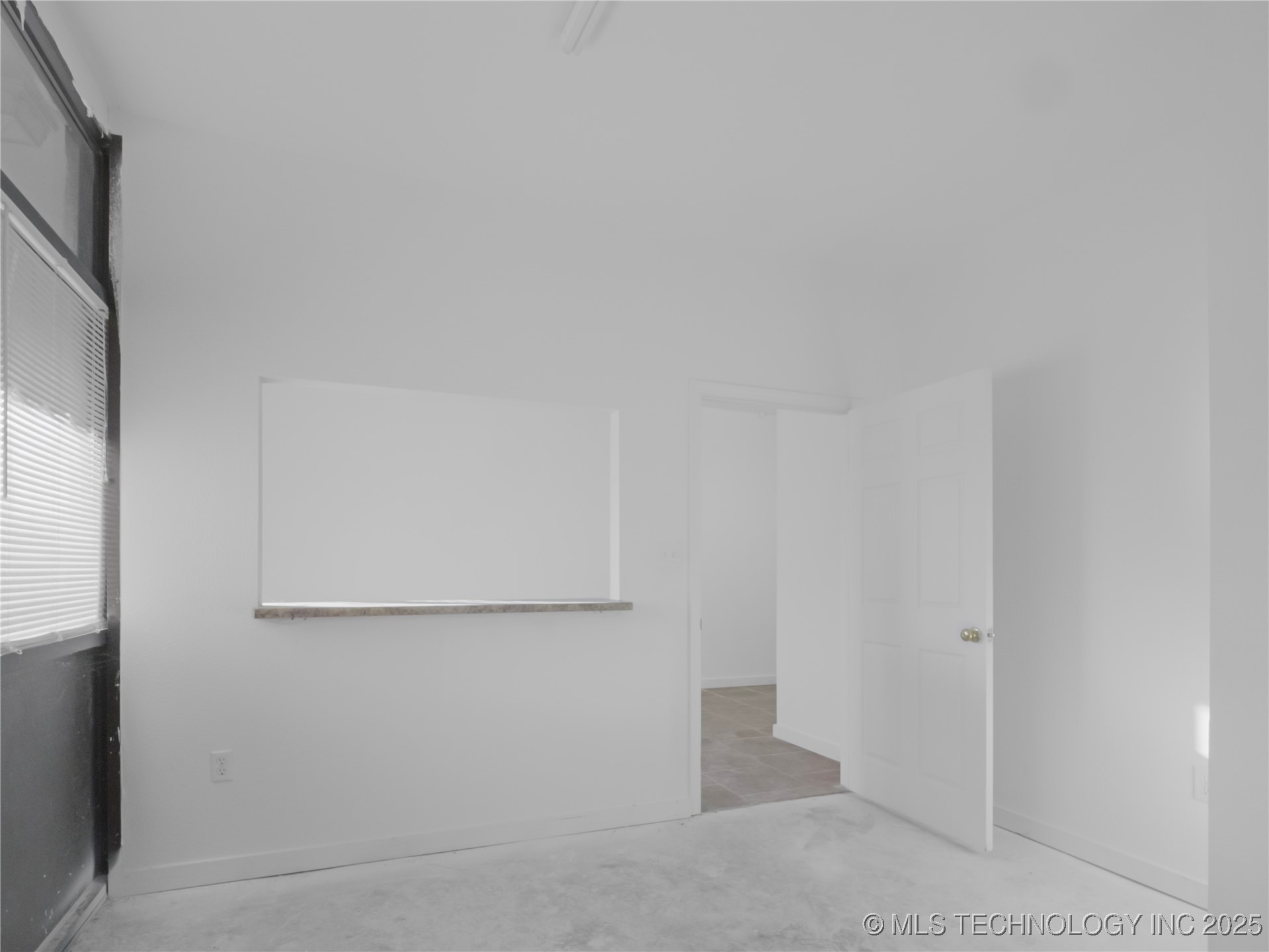 124 Buffalo Property Photo 5