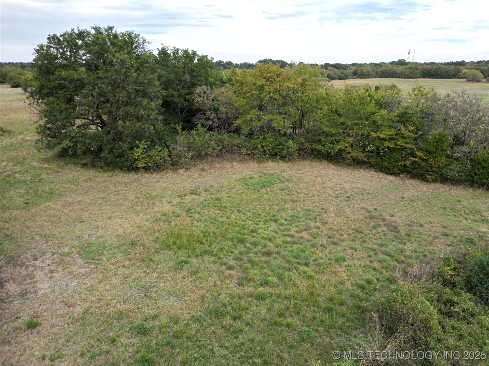 0007 Buck Street Property Photo 2