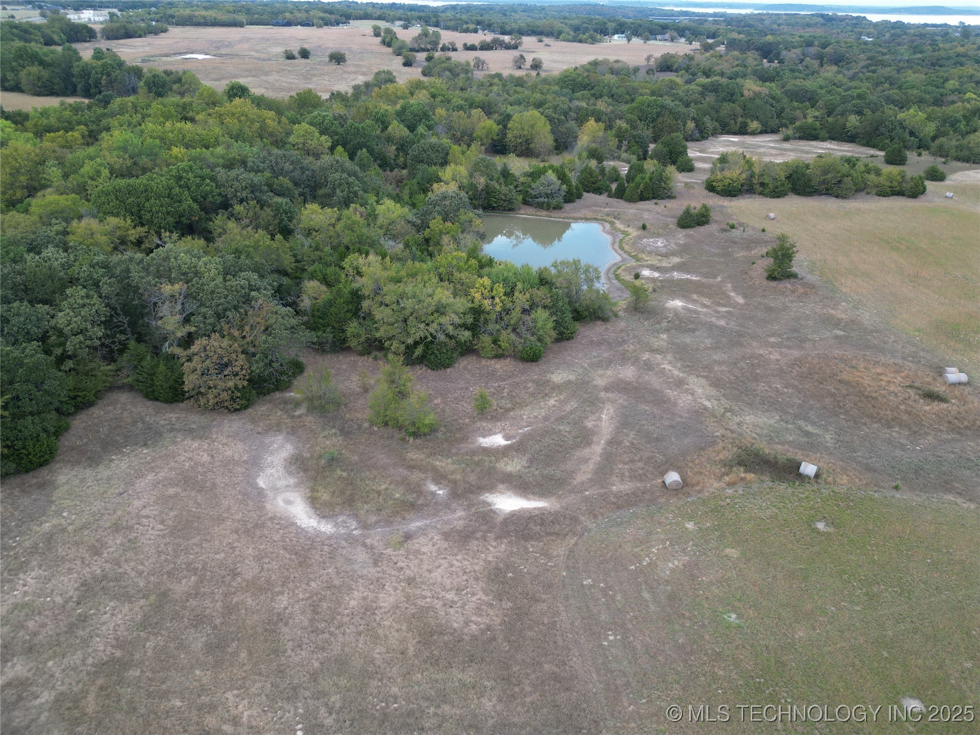 0007 Buck Street Property Photo 6