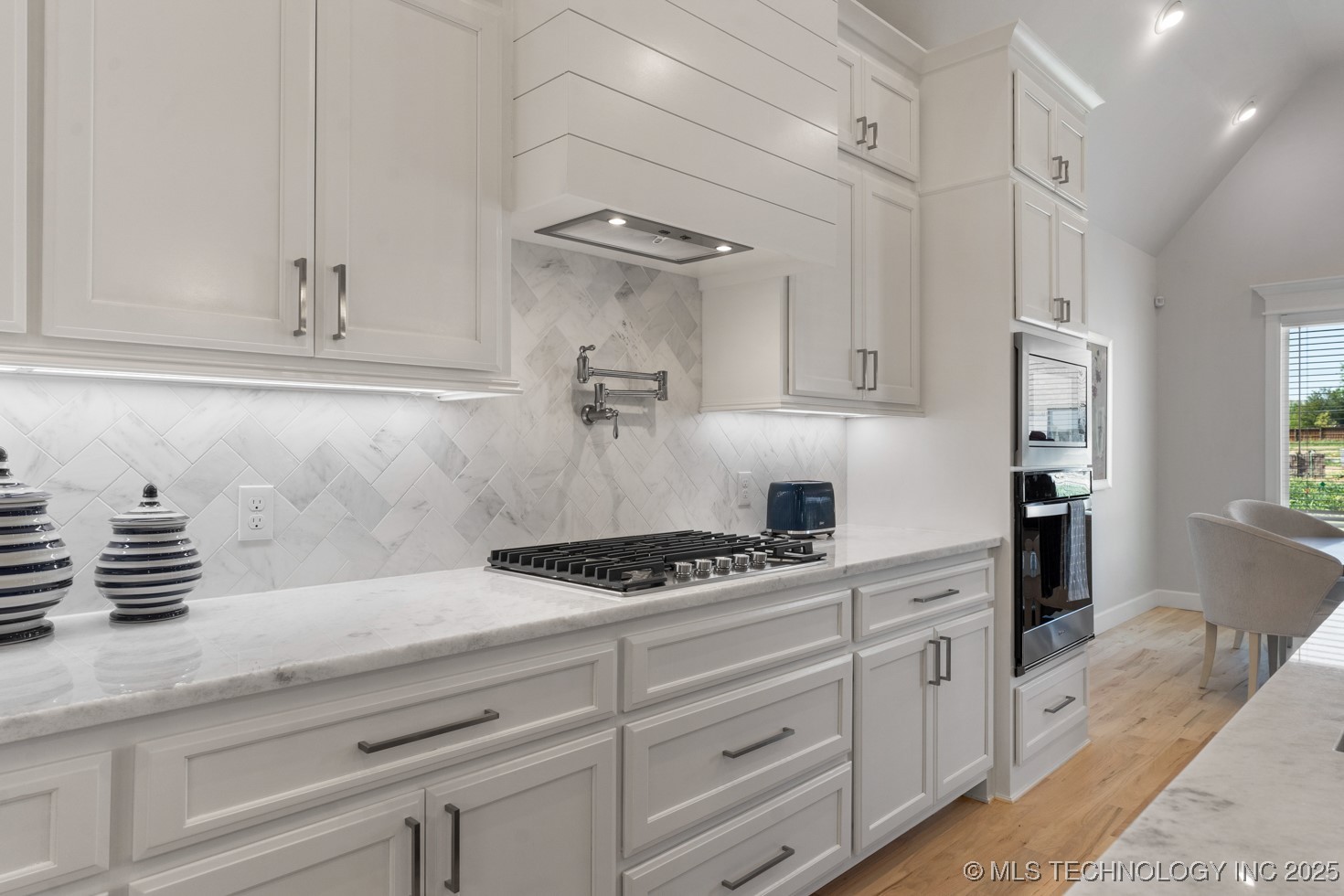 2833 E 142nd Street S Property Photo 19