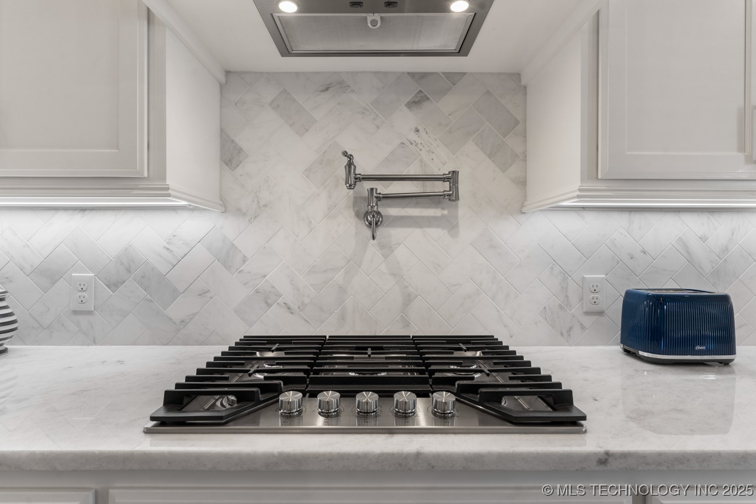 2833 E 142nd Street S Property Photo 20