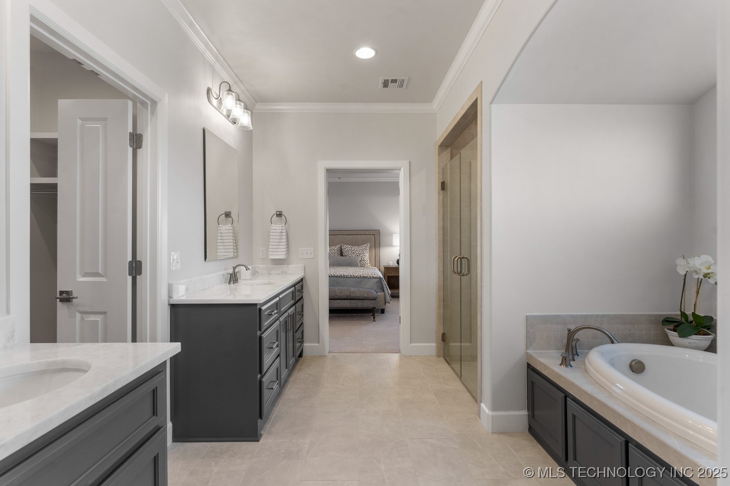 2833 E 142nd Street S Property Photo 28