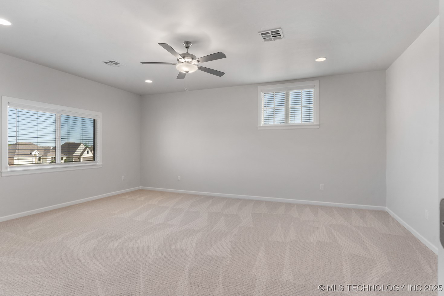 2833 E 142nd Street S Property Photo 39