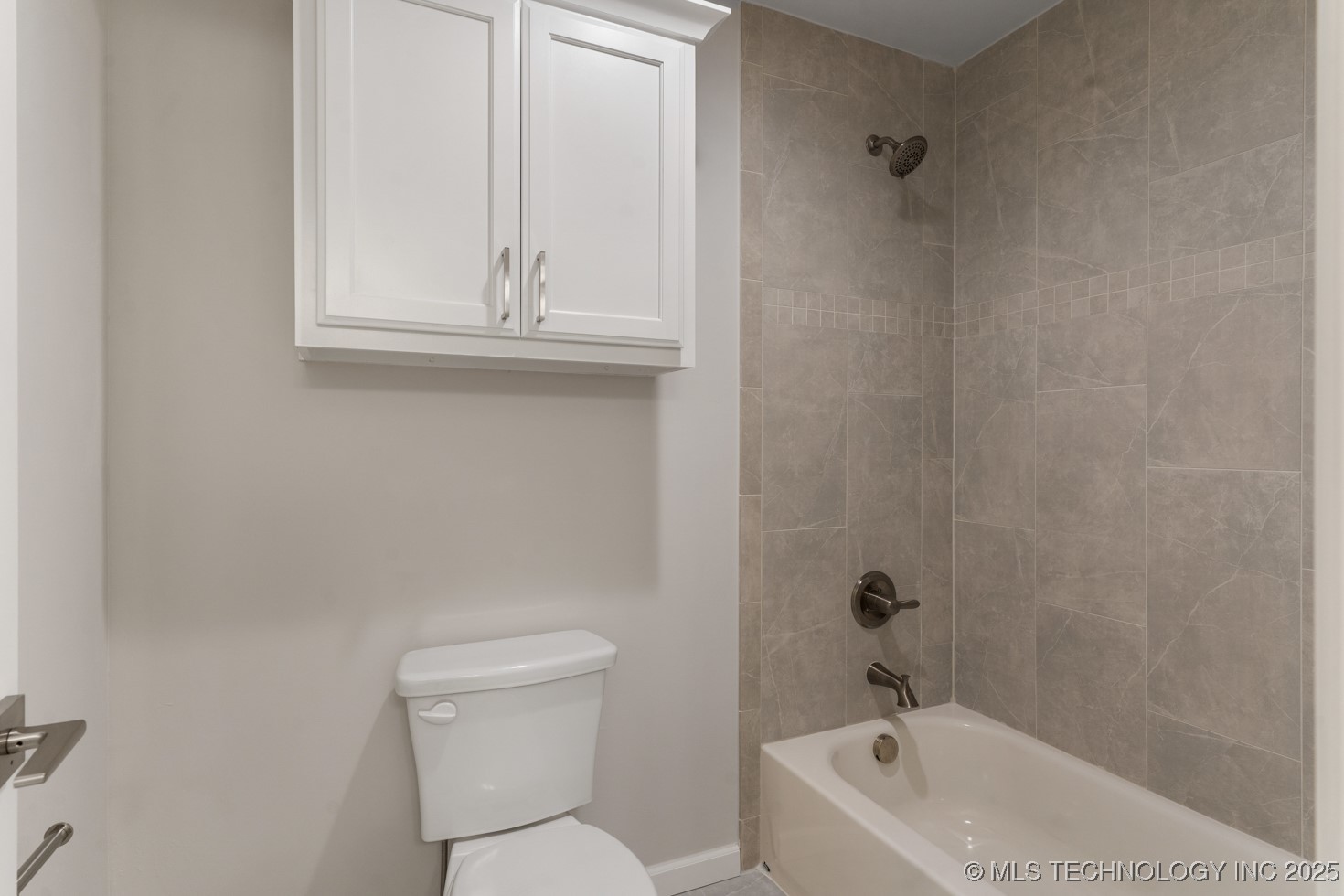 2833 E 142nd Street S Property Photo 43