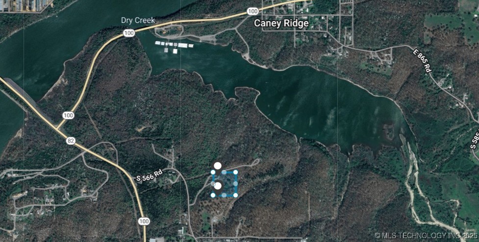 23524 E 873 Road Property Photo 4