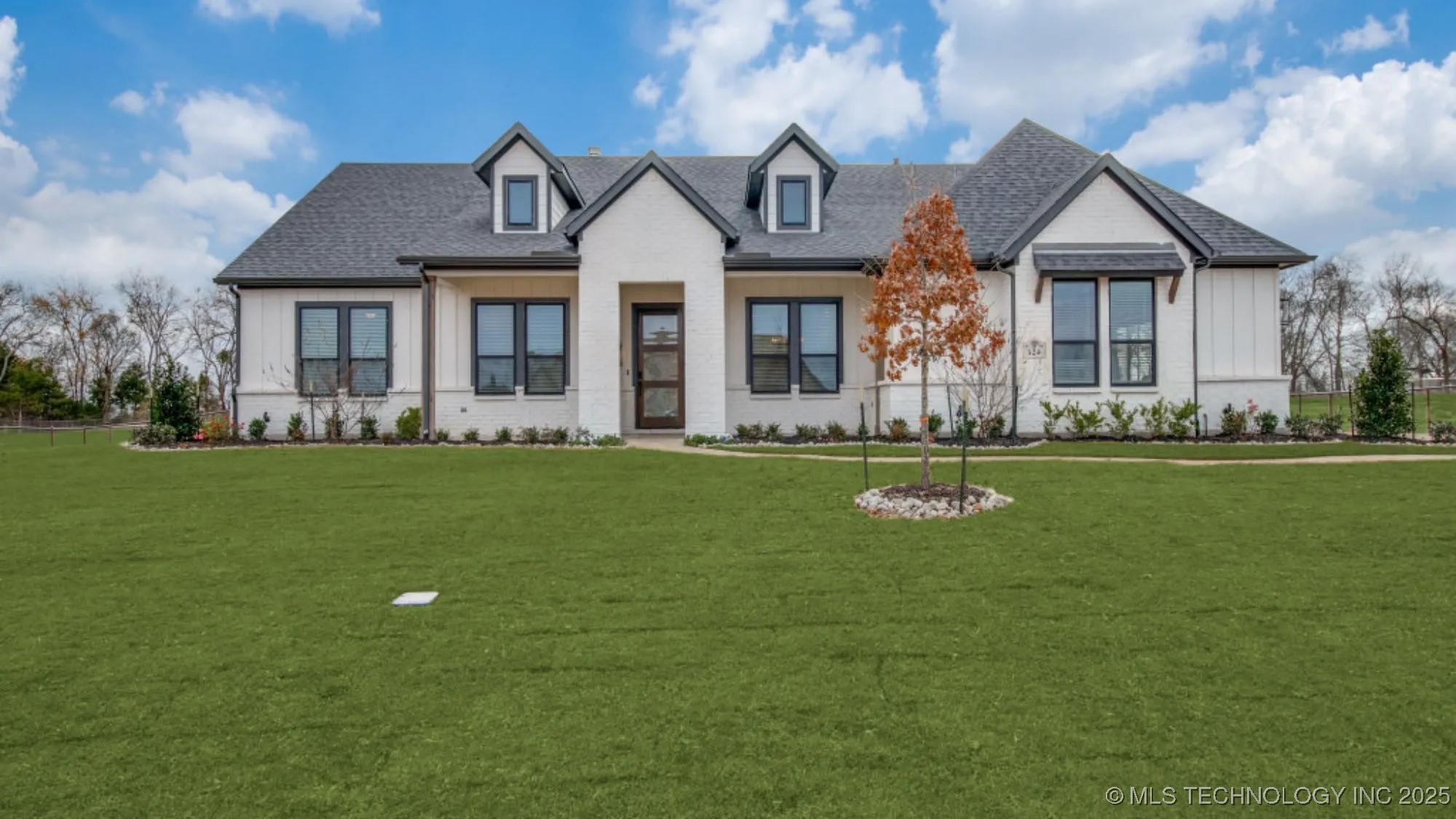 59 Tombstone Trail Property Photo 3