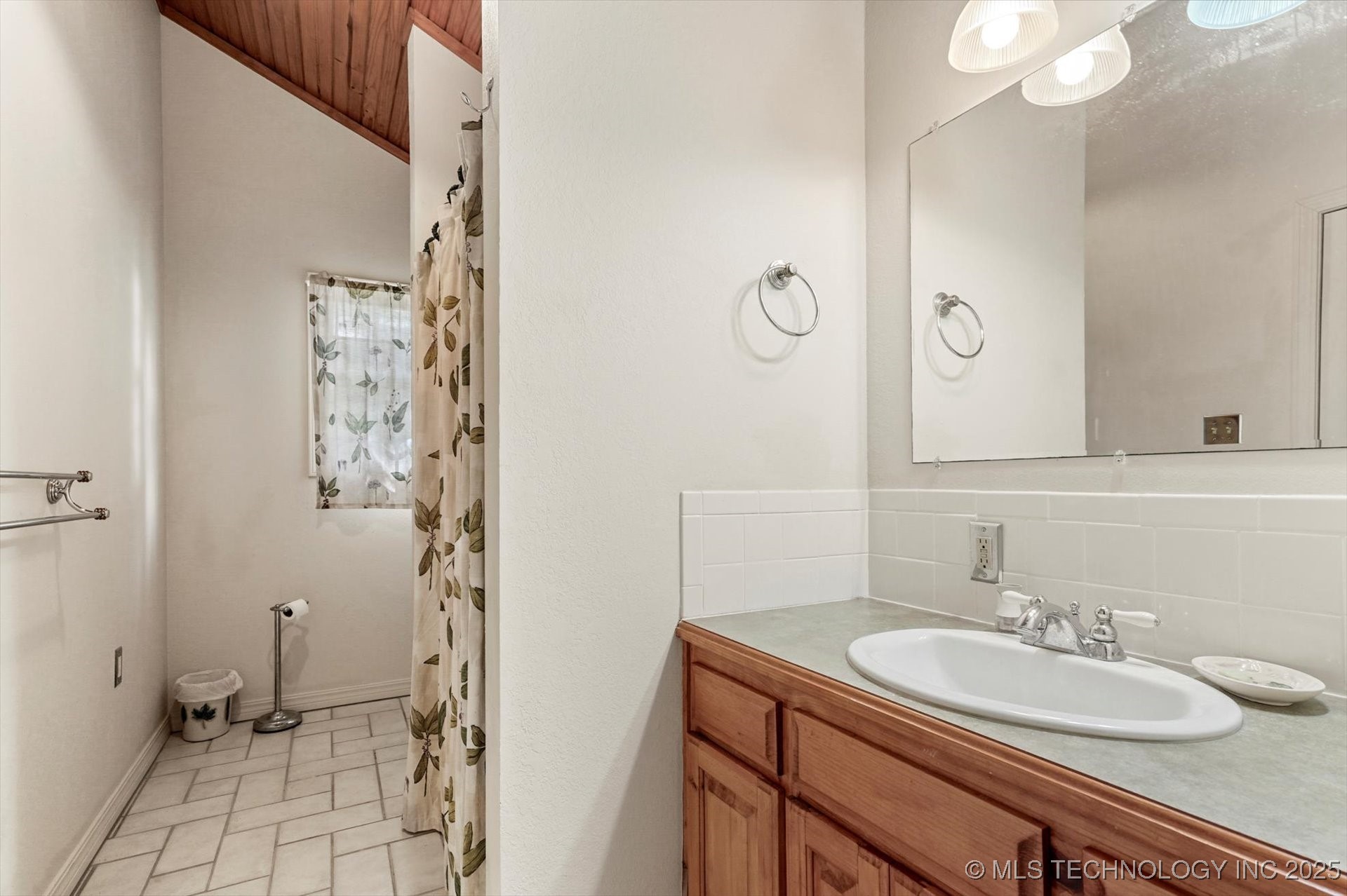 5055 E 425 Road Property Photo 37