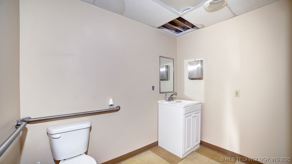 2028 N Main Street Property Photo 12