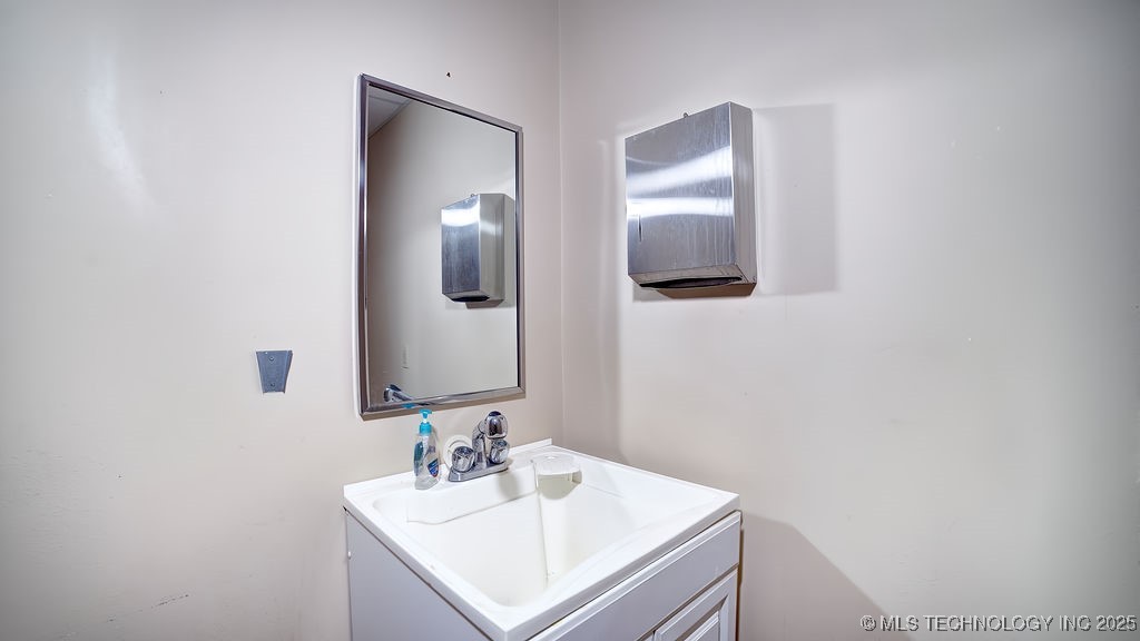 2028 N Main Street Property Photo 13