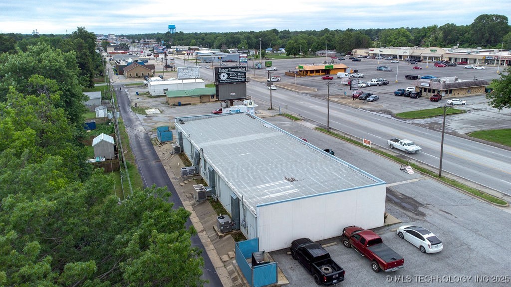 2028 N Main Street Property Photo 16