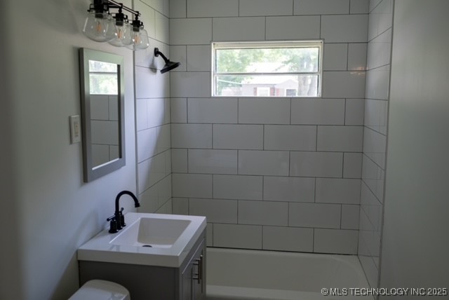 4621 S Riverside Drive Property Photo 8