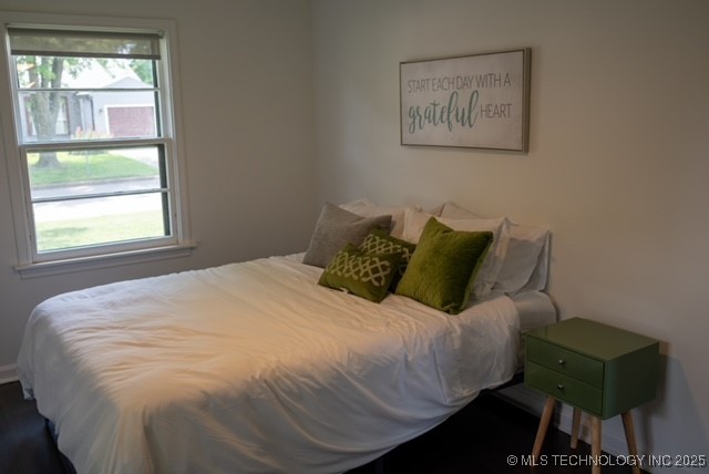 4621 S Riverside Drive Property Photo 11