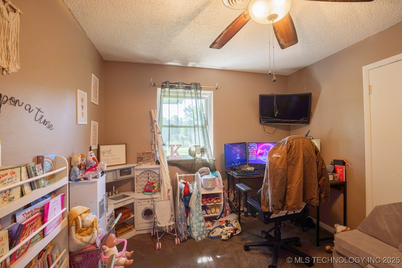 8841 Brock Property Photo 18