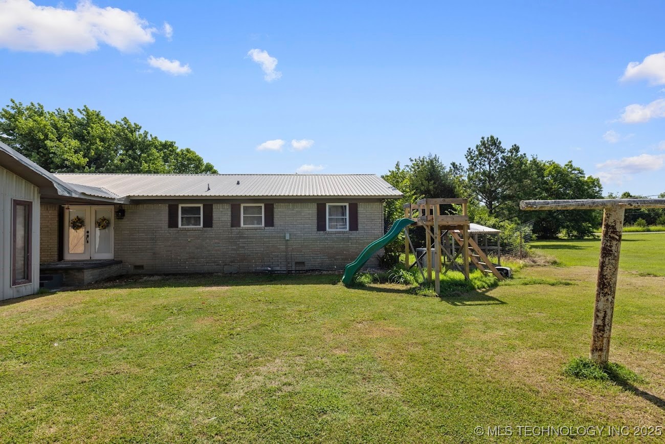 8841 Brock Property Photo 23