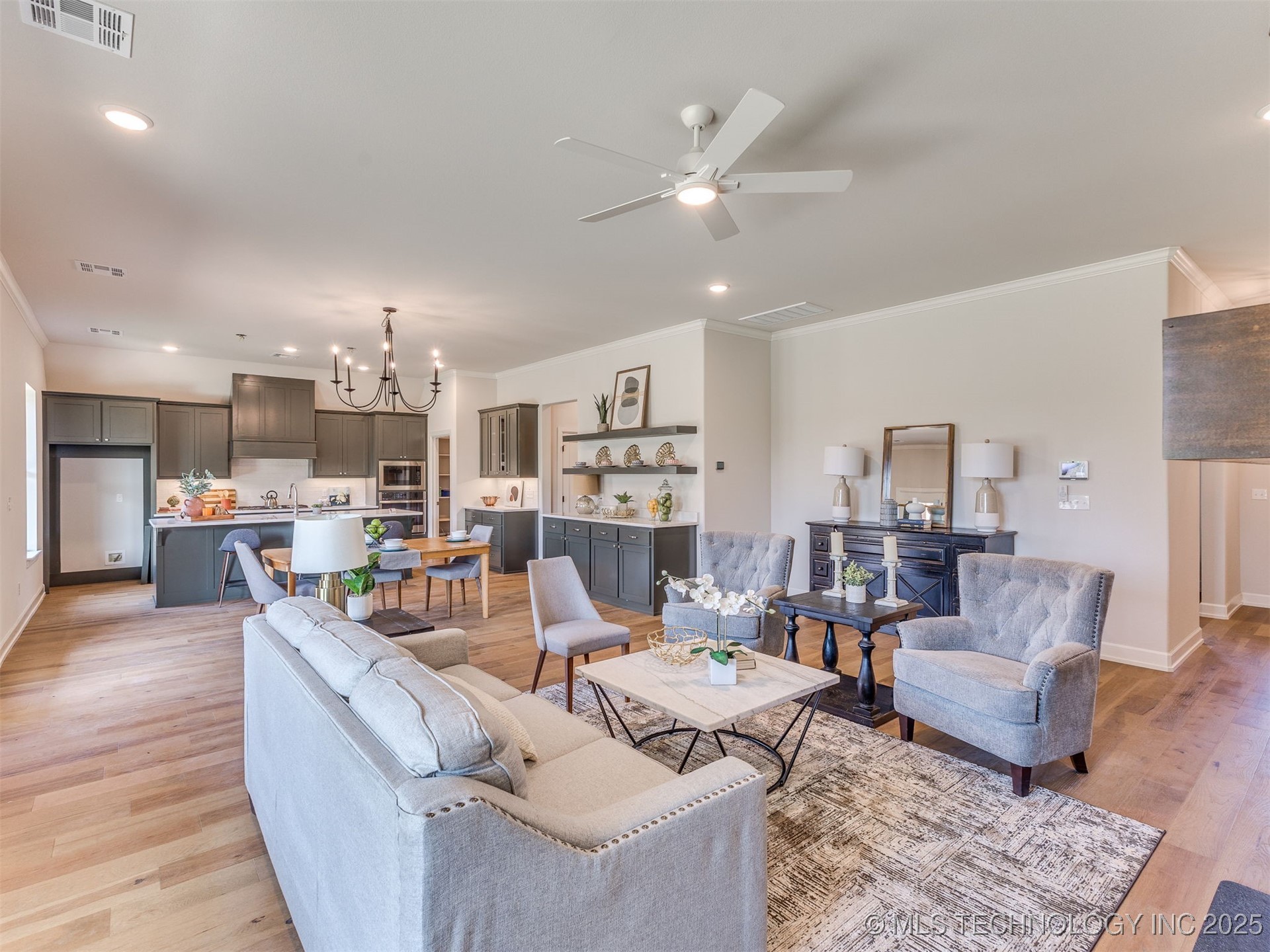 7117 E Queens Street Property Photo 10