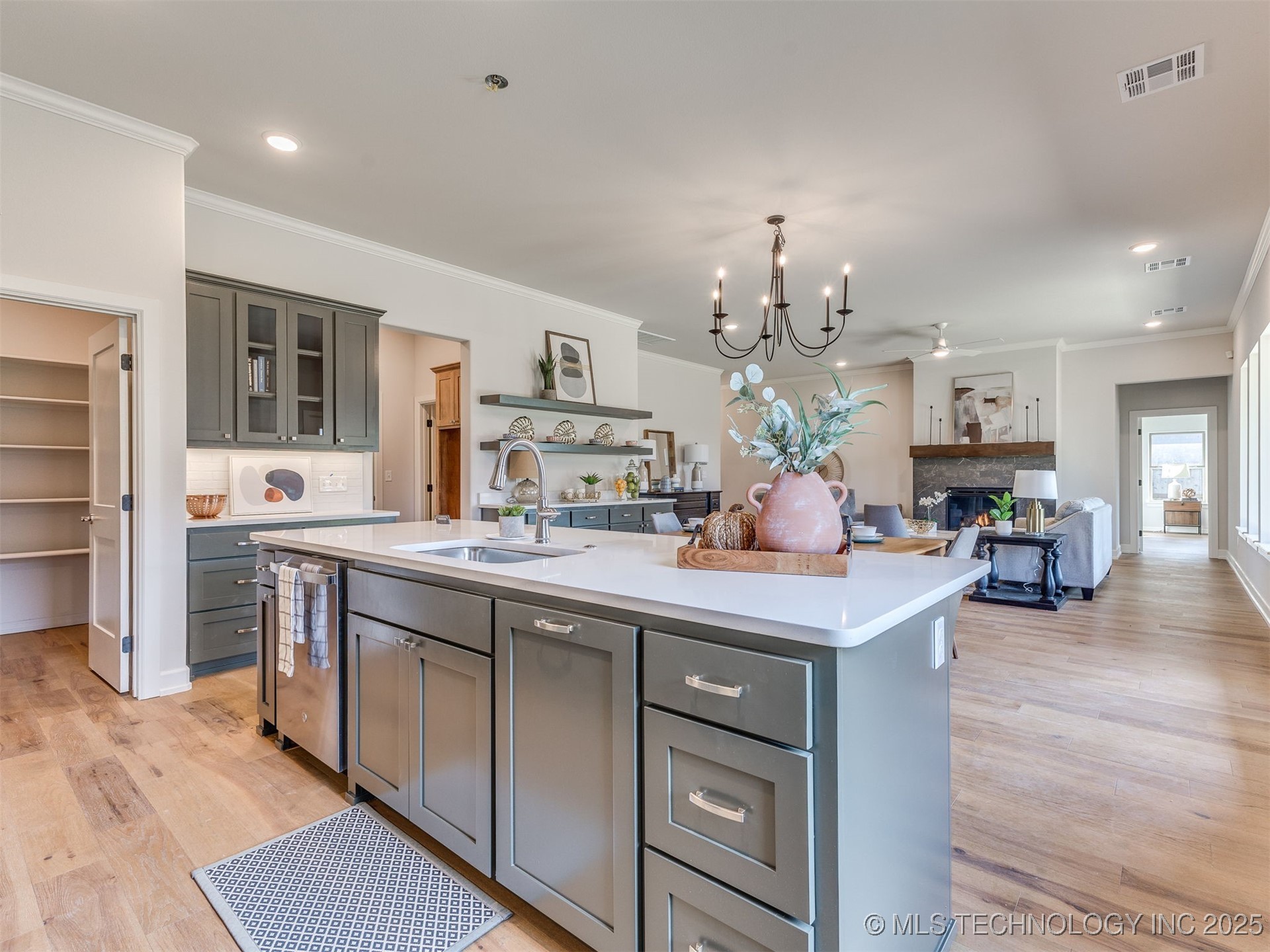 7117 E Queens Street Property Photo 15