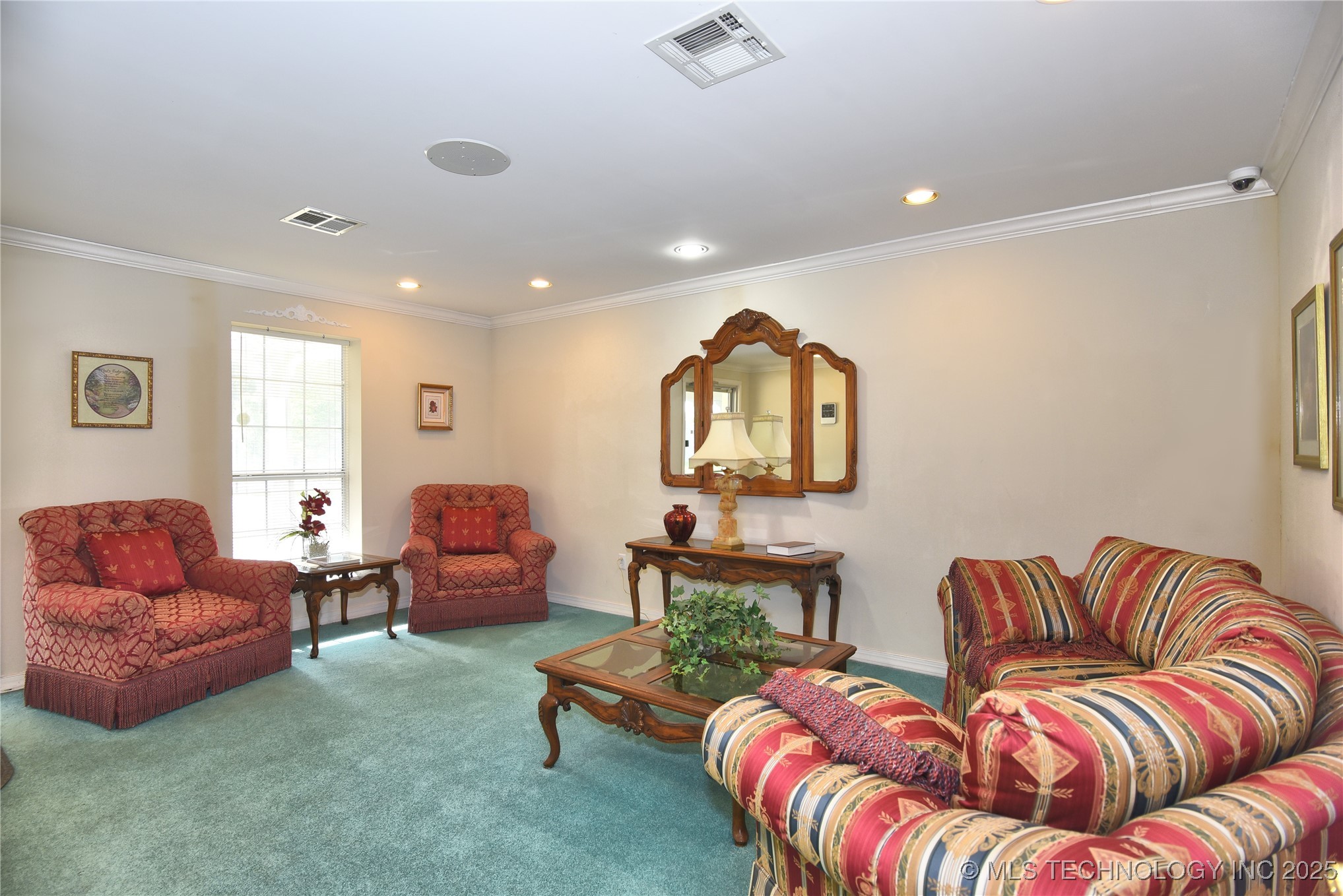 13008 S 193rd East Avenue Property Photo 7