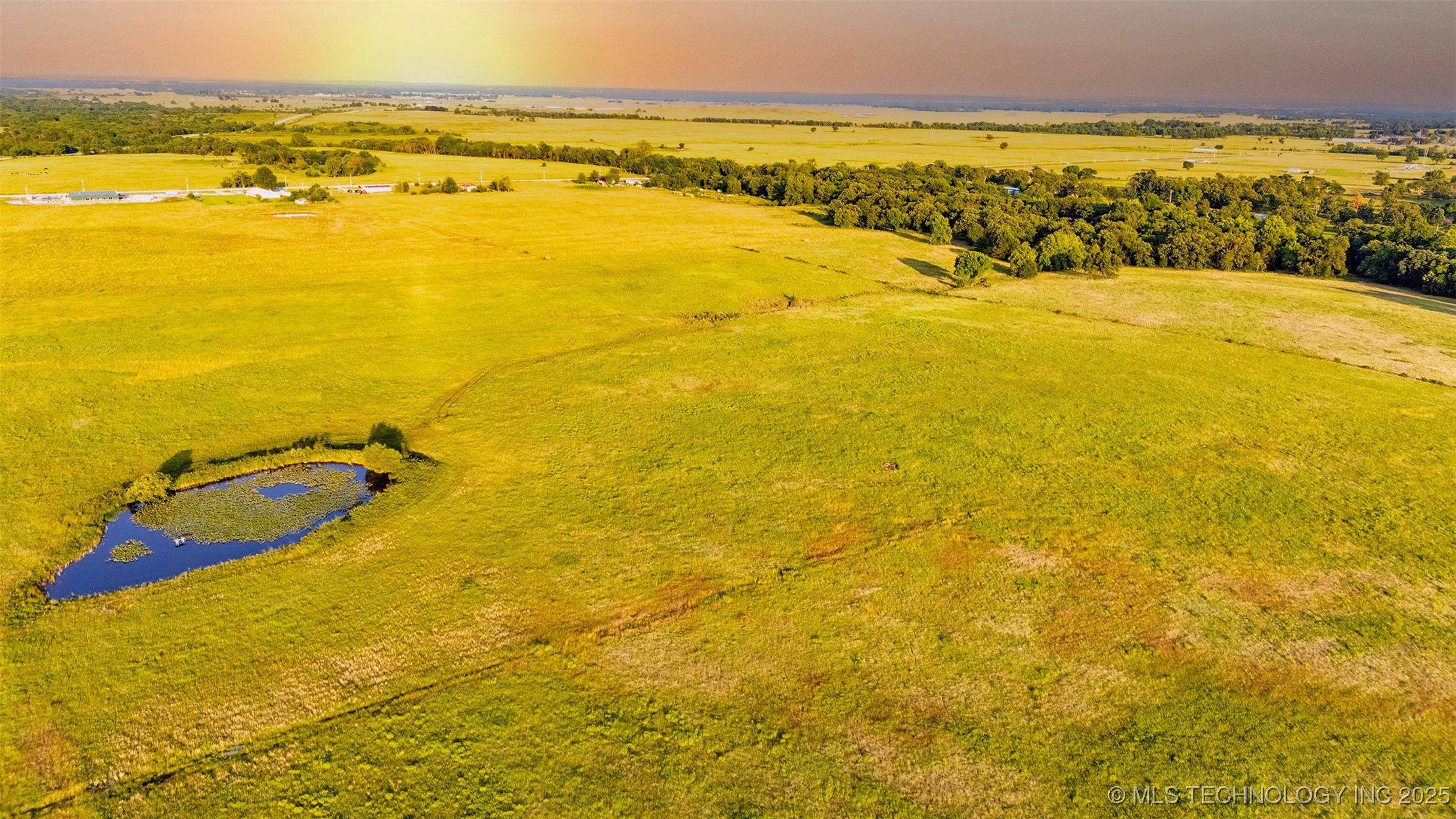 6 E 260 Road Property Photo 4