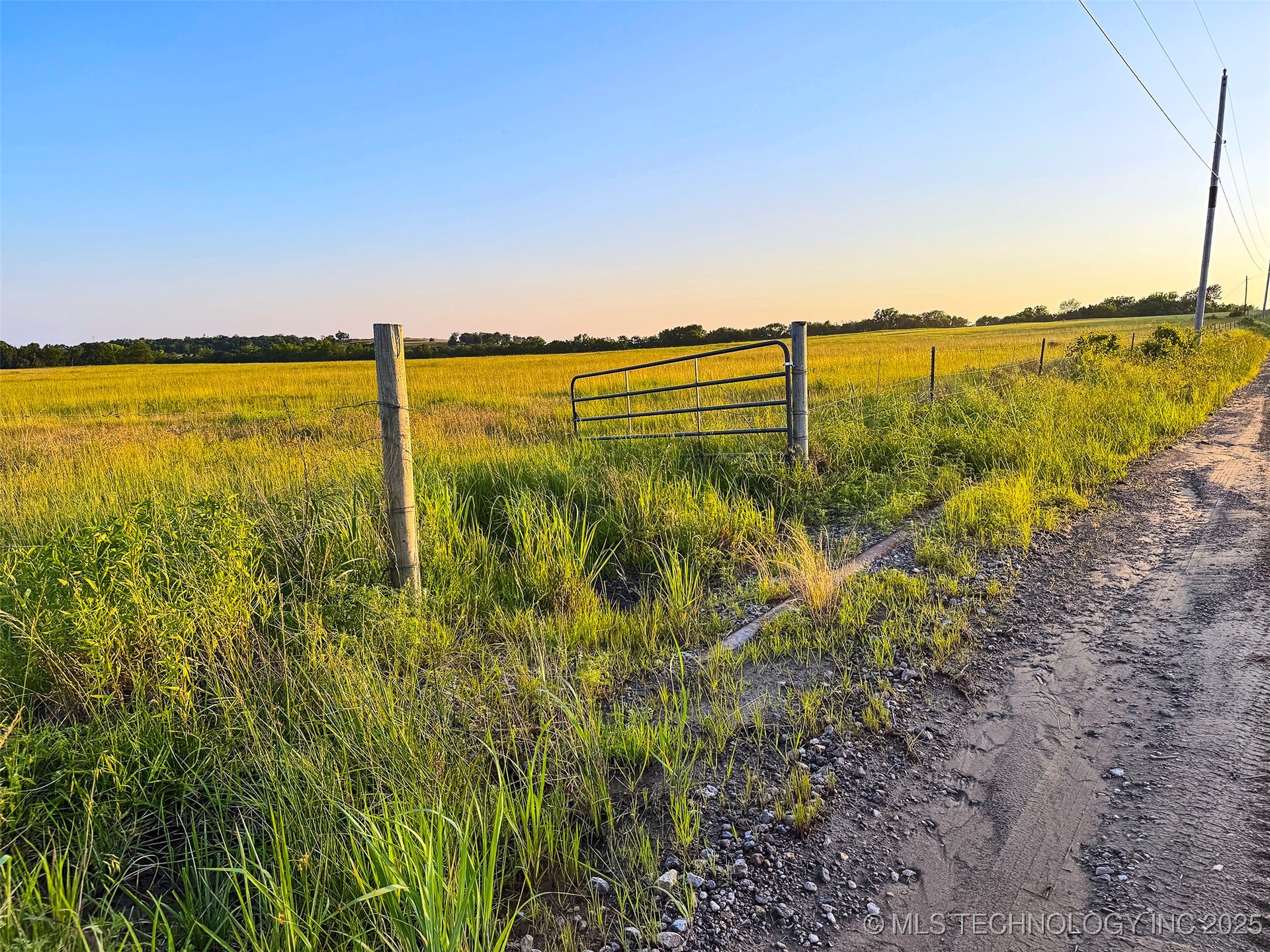 6 E 260 Road Property Photo 13